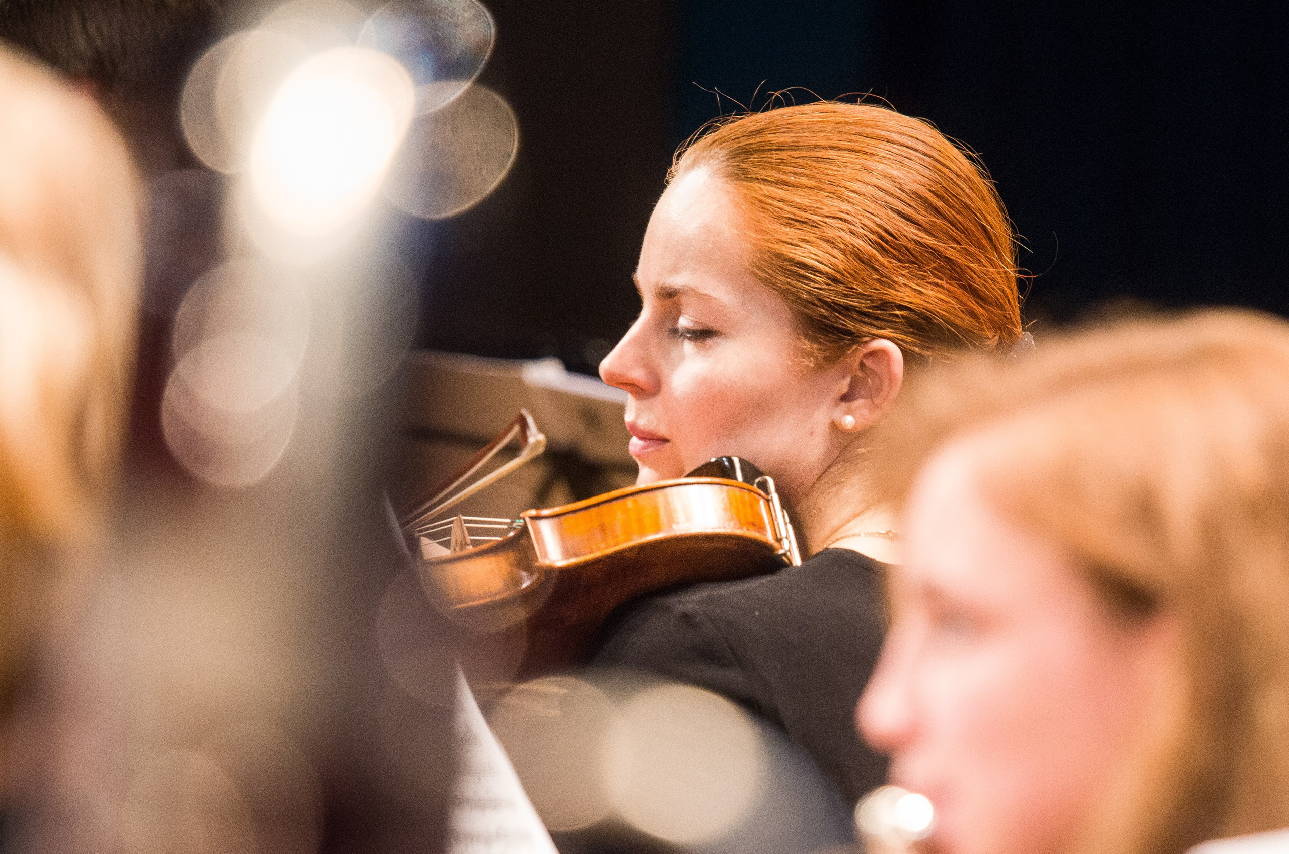 Концерт в Центре Павла Слободкина. Дарья Письменюк / Darya Leitstern — фотограф, музыкант, журналист, путешественник