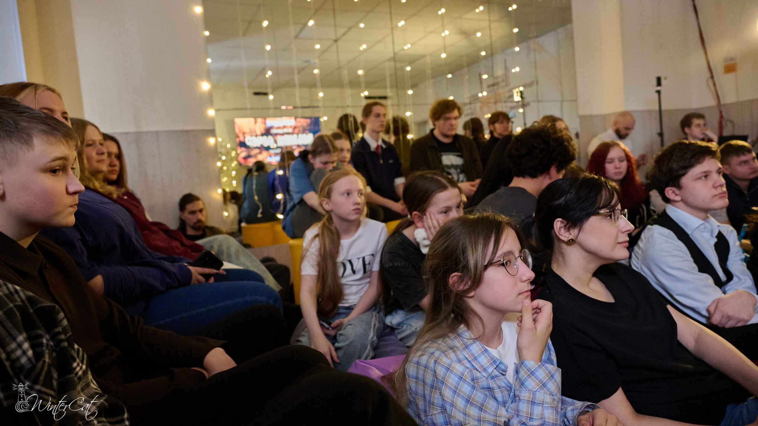 Тёплый Вечер (18.04.26 Чайка). Портретный и репортажный фотограф в Магадане Андрей Нефедов WinterCatPhoto