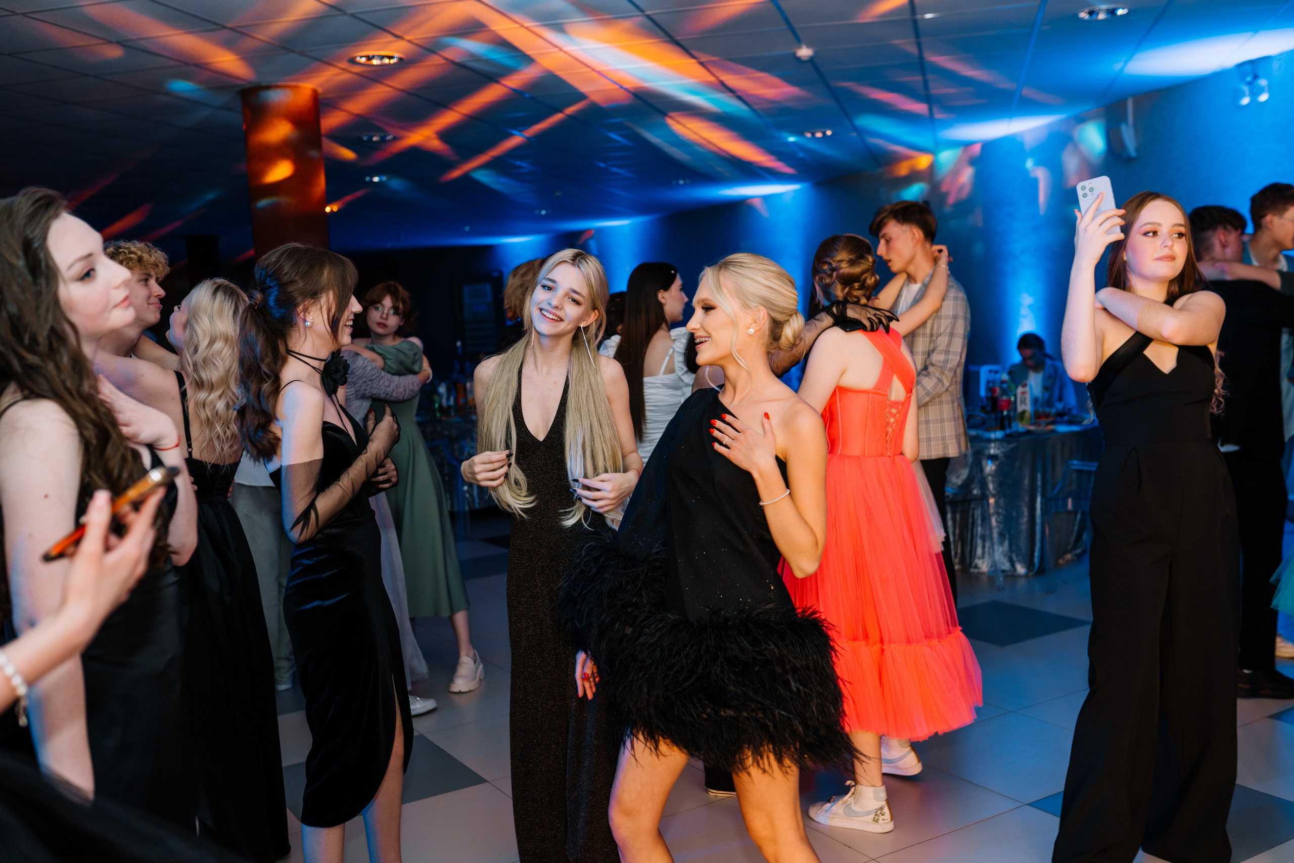 Выпускной 61 школа