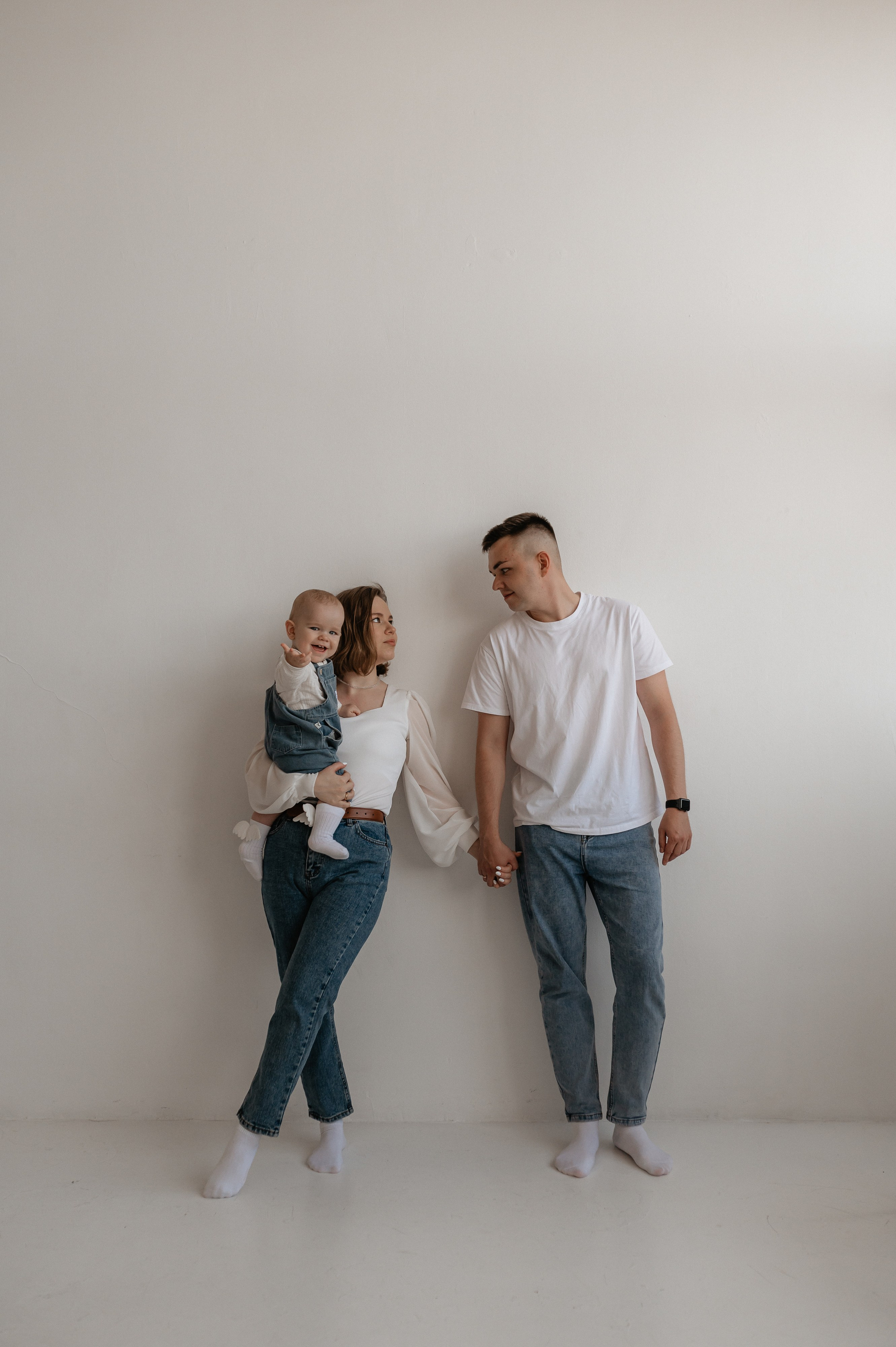 Саша, Настя и Рома. Главная