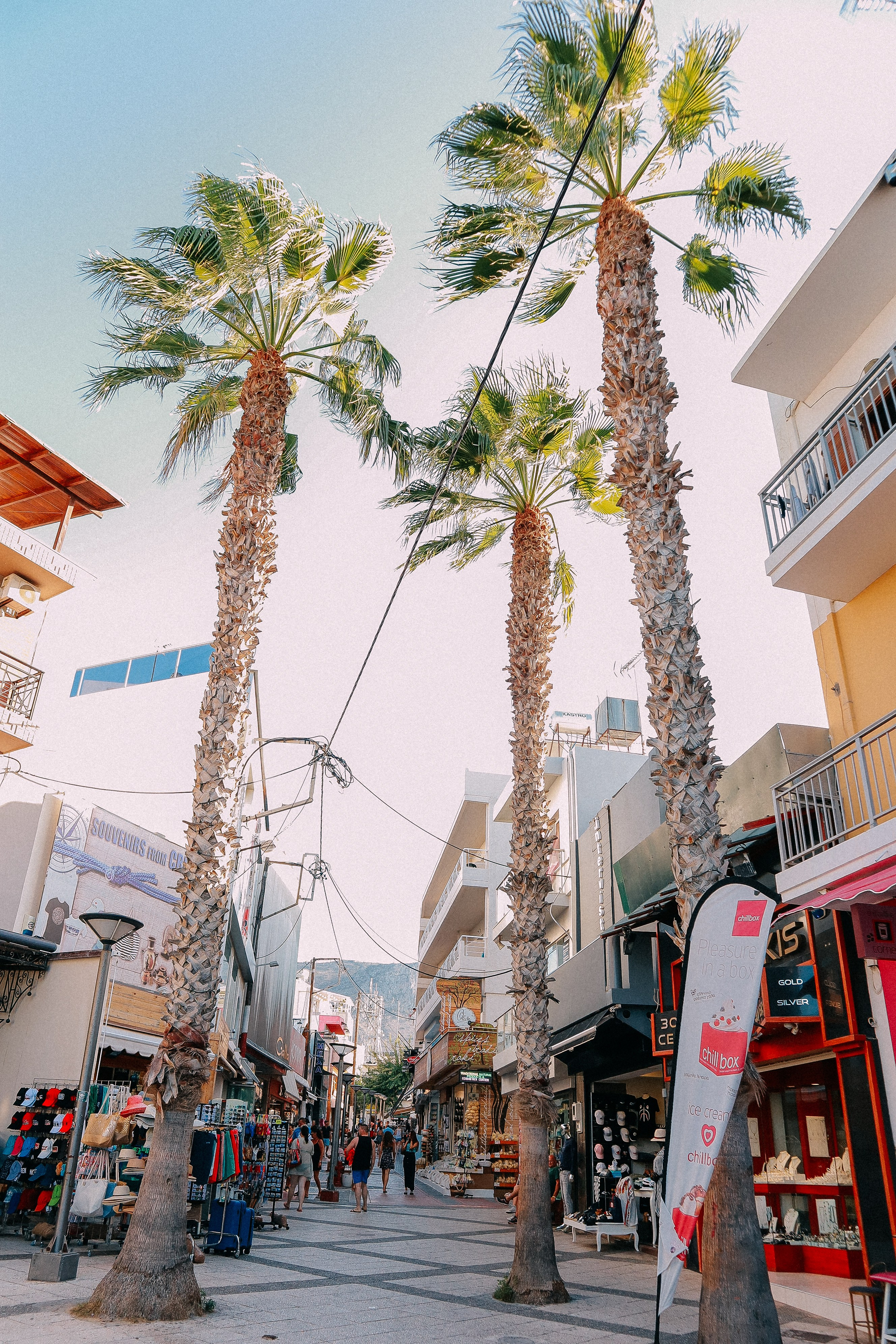 Крит. Аня Степанова