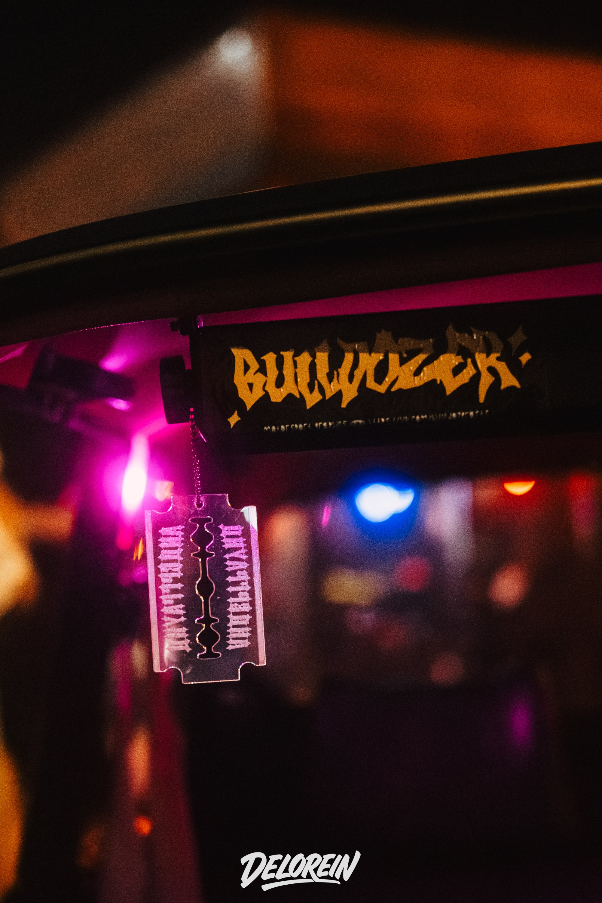 Downfly 30 июля 2025. DeLorein