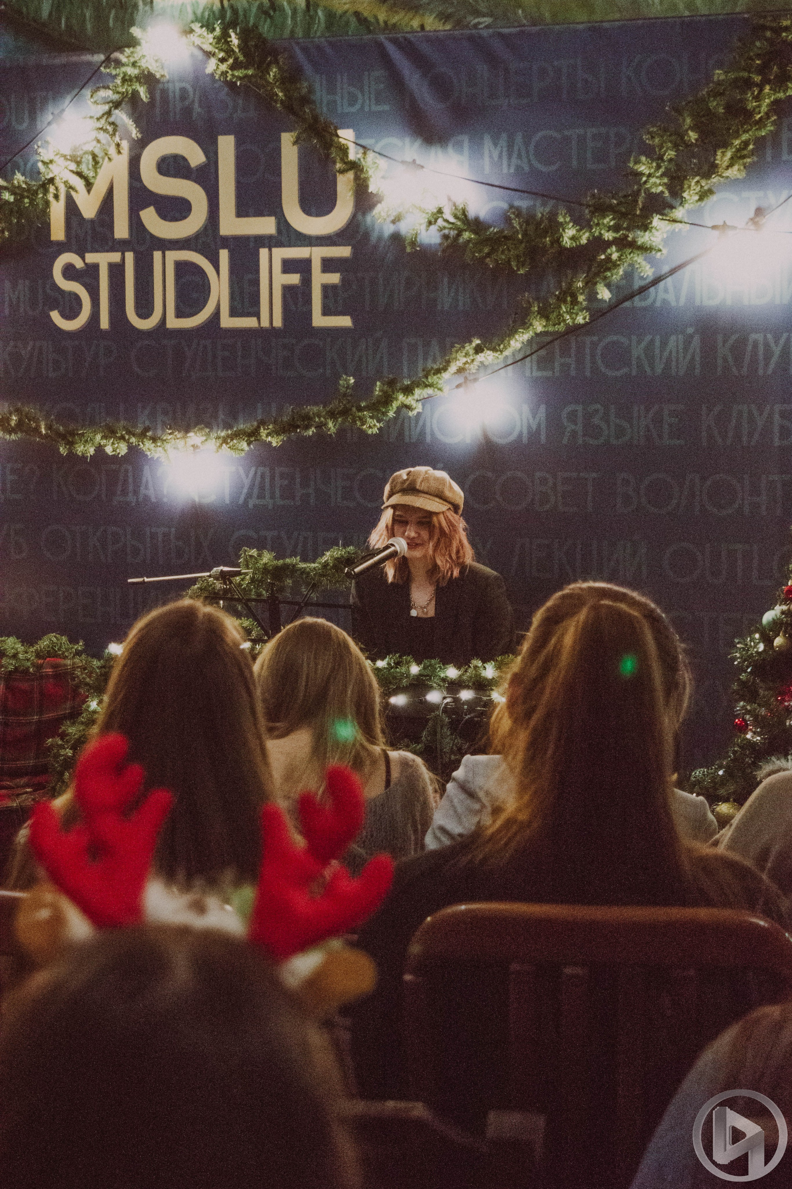 Квартирник MSLU STUDLIFE. Фотограф Анастасия Лощакова в Москве