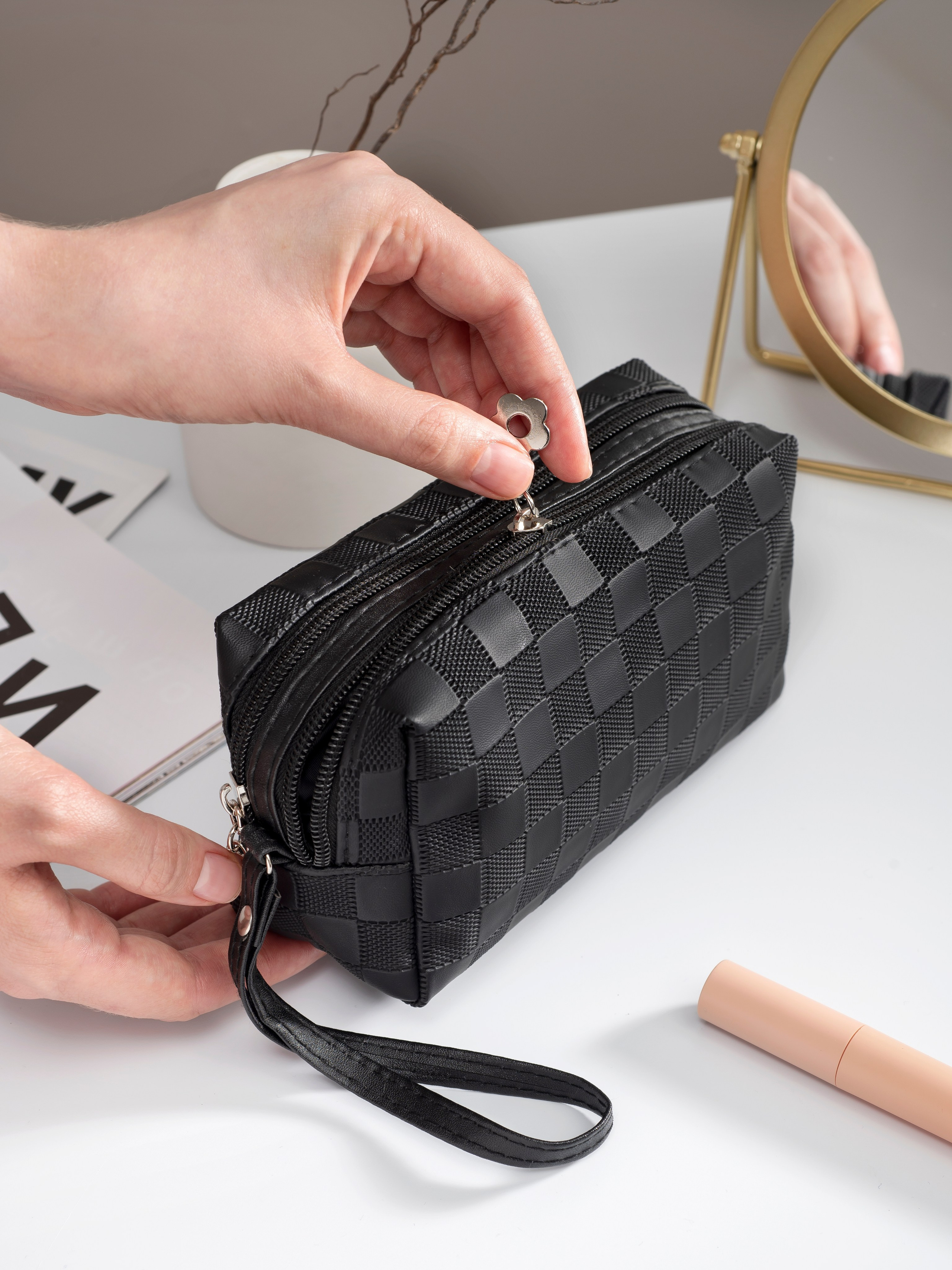 Фотосъемка кожаных изделий. Предметный фотограф Москва и МО Надежда Чуднова