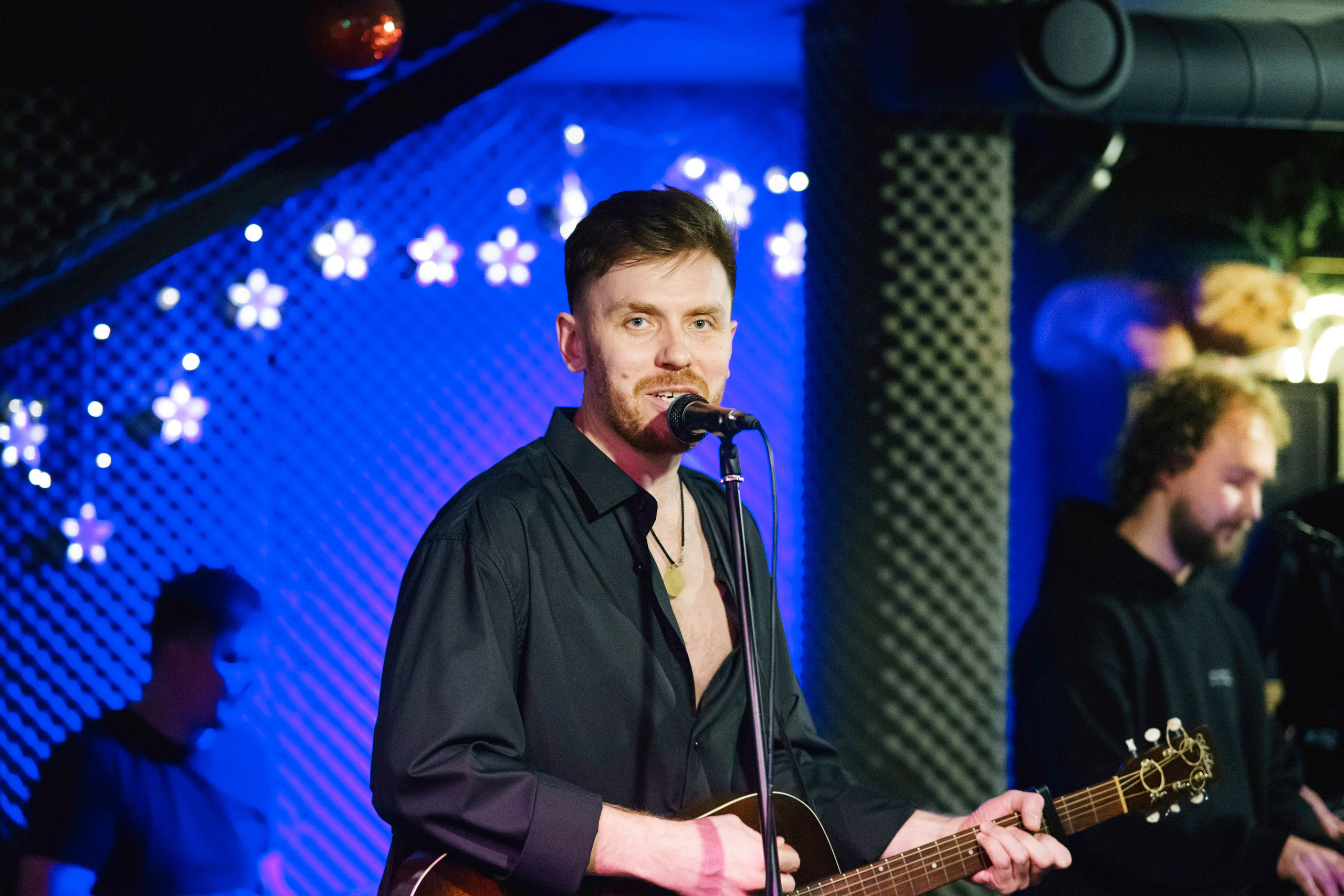 Концерт группы Тони Мак в баре Debaser. Фотограф в Санкт-Петербурге Ибрагимова Алина