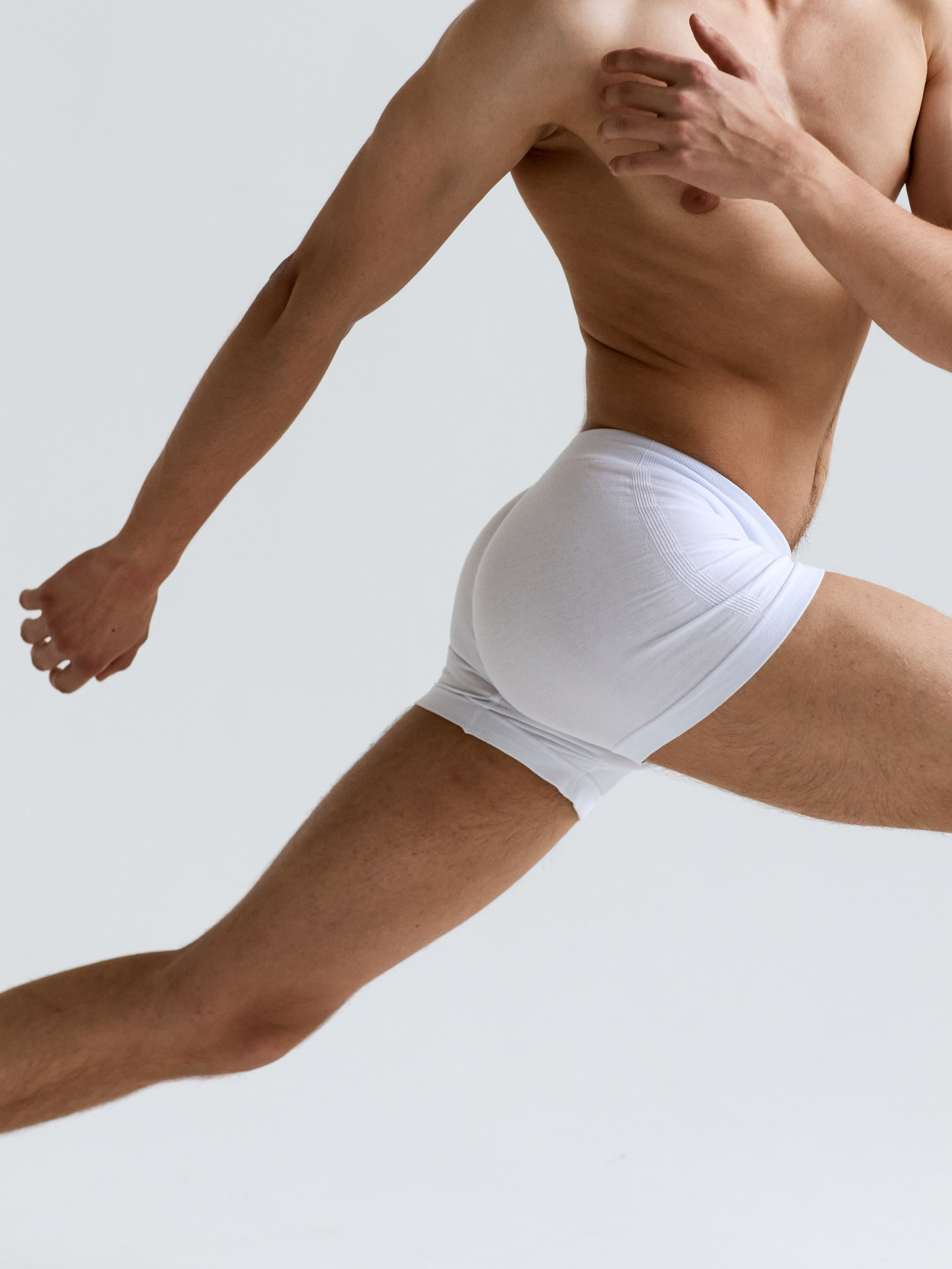 Модель — Кирилл Ярощенко