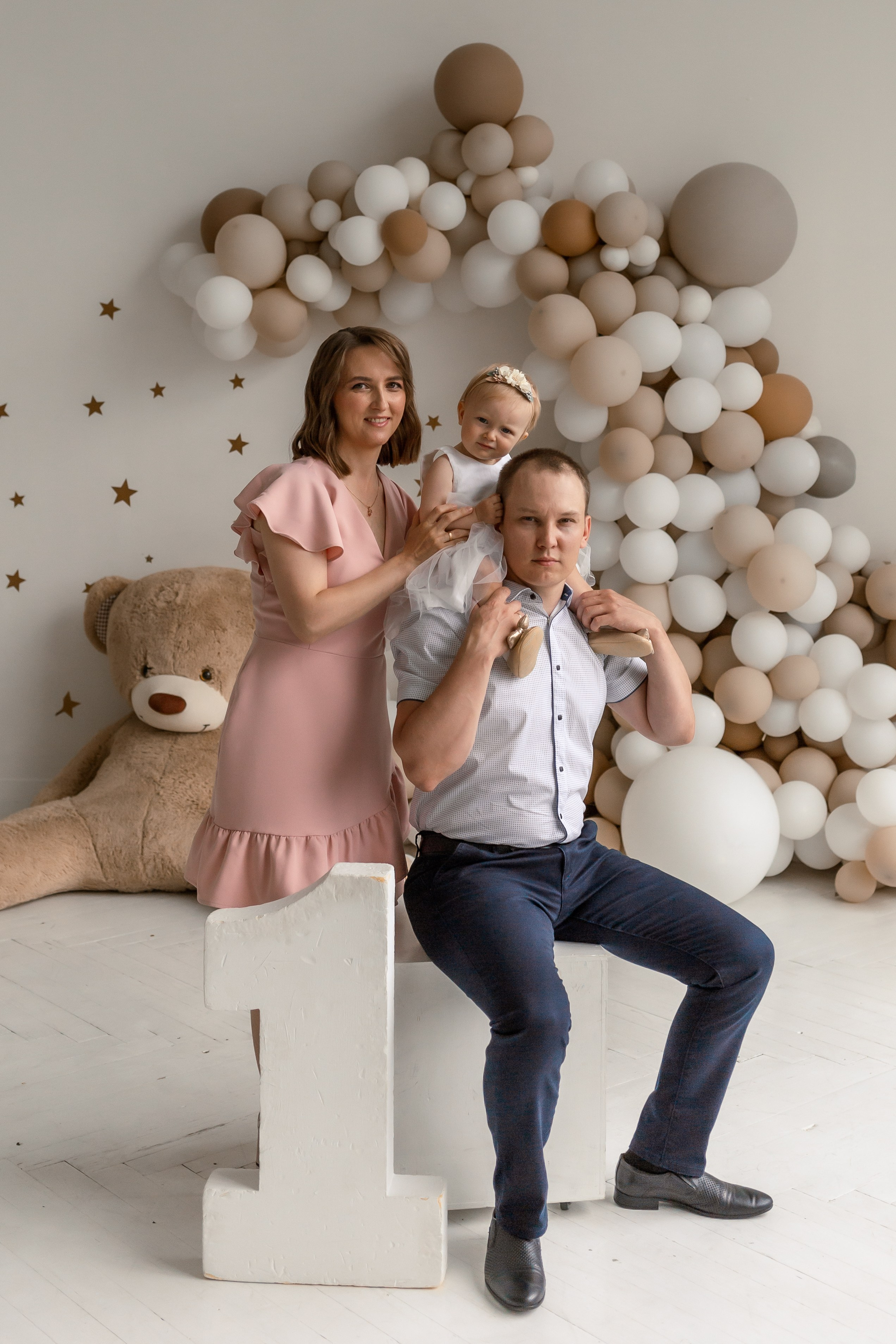 Freedom зал Happy. Фотограф на первый годик, семейный и детский фотограф в Новосибирске