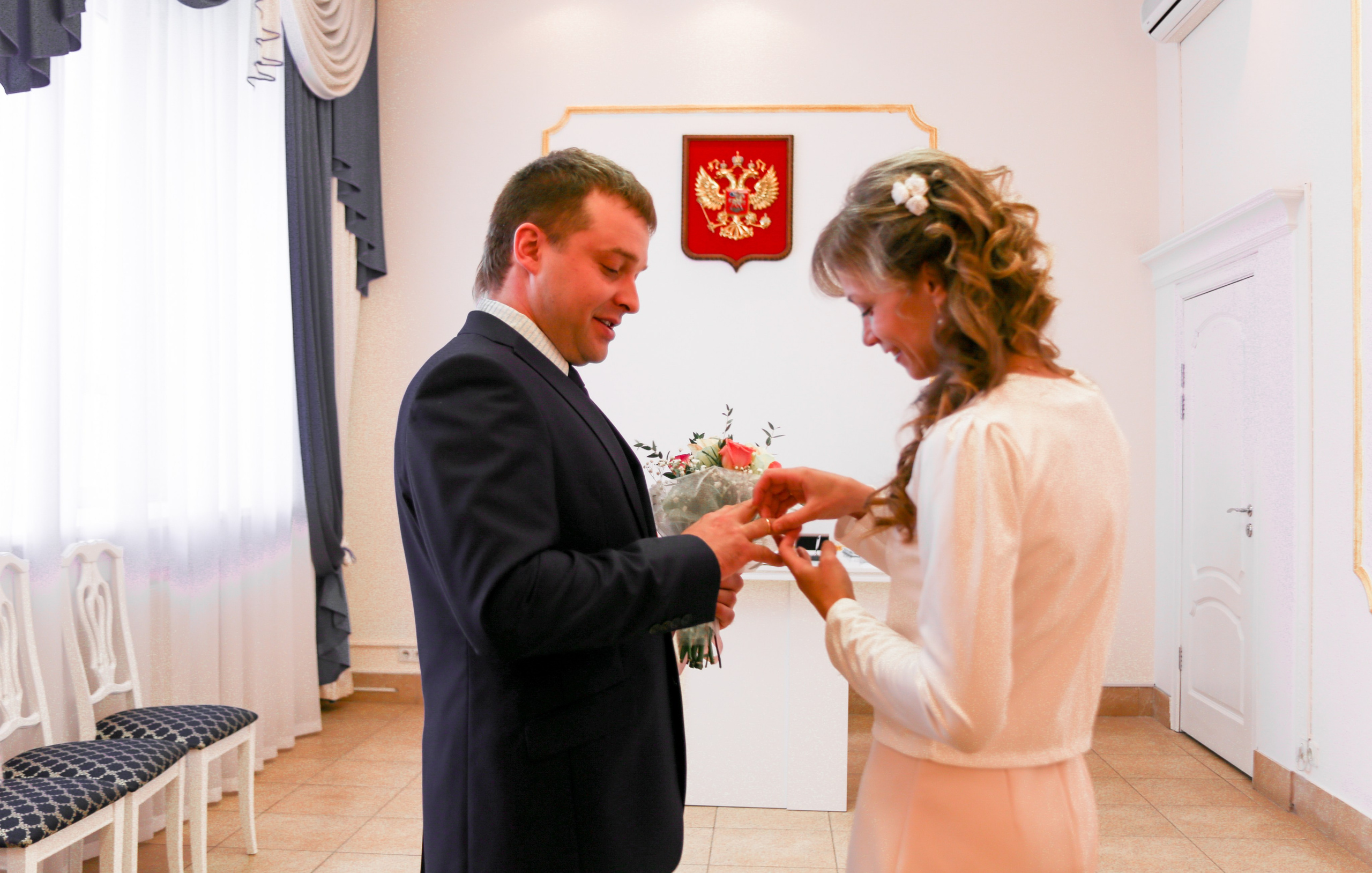 Максим и Любовь. Фотограф Пермь. Фотосессия в фотостудии Перми и на свежем воздухе