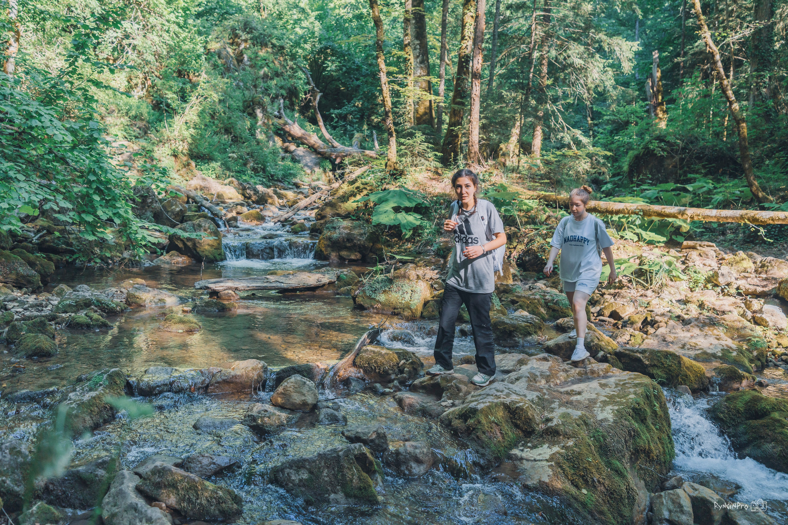 Поход на Орлиную полку + Университетский водопад с командой Мадьяр 15.08.24. Репортажный фотограф в Краснодаре Рындин Дмитрий
