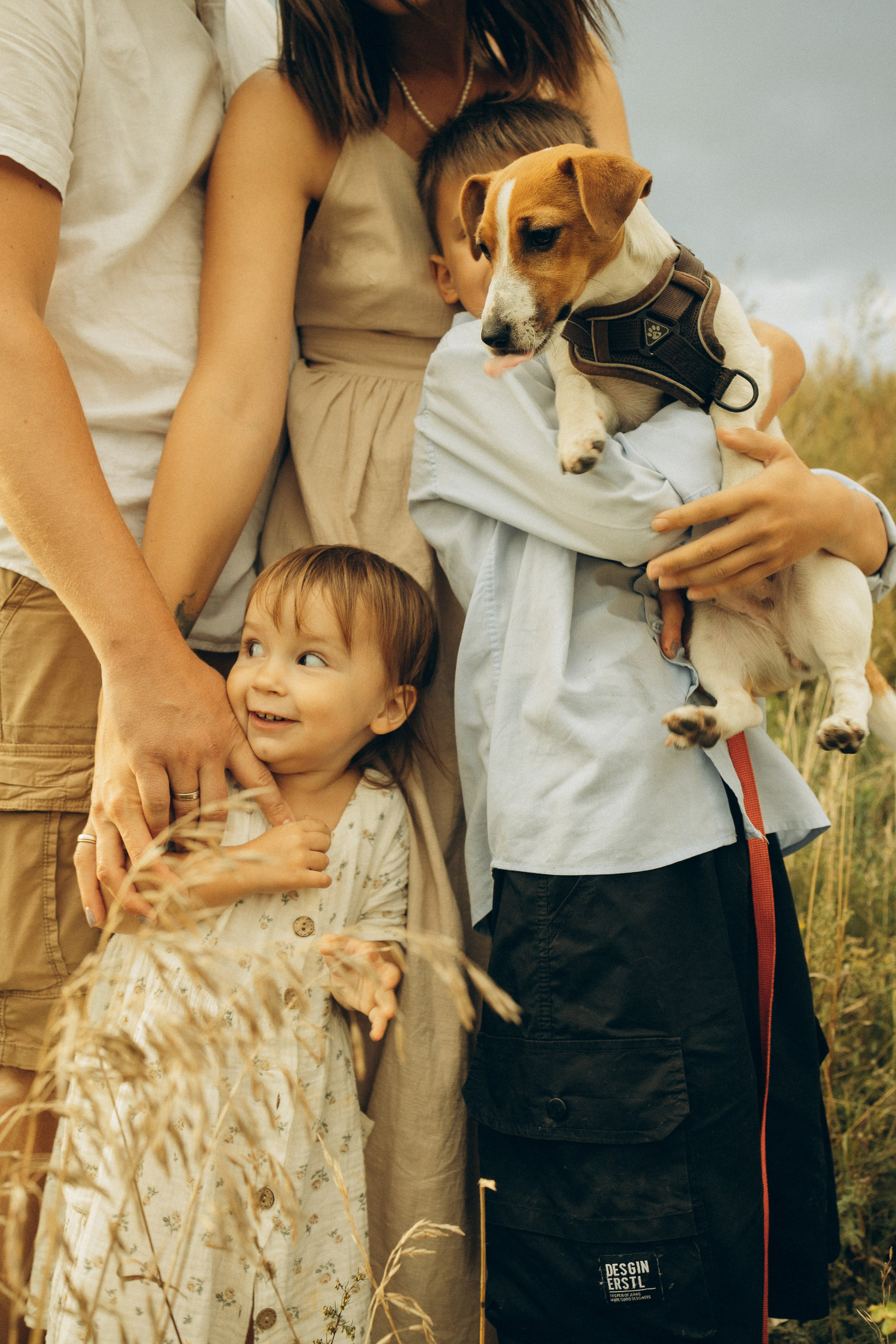 На природе. Семейный фотограф Новосибирск Фотограф на выписку Новосибирск