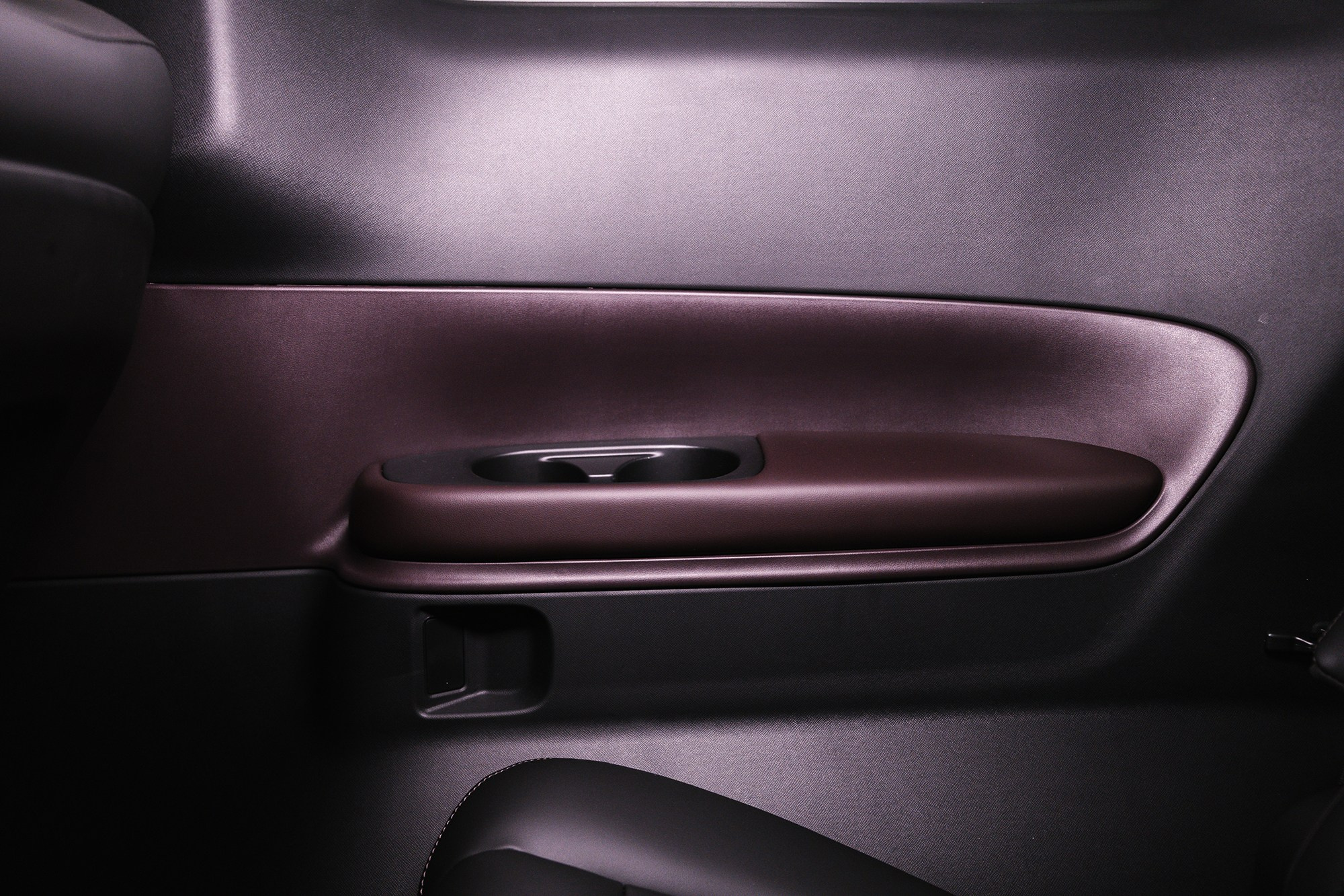 GAC M8 2.0T GDI AT (231 л. с.). Автосалон «Х-Авто»