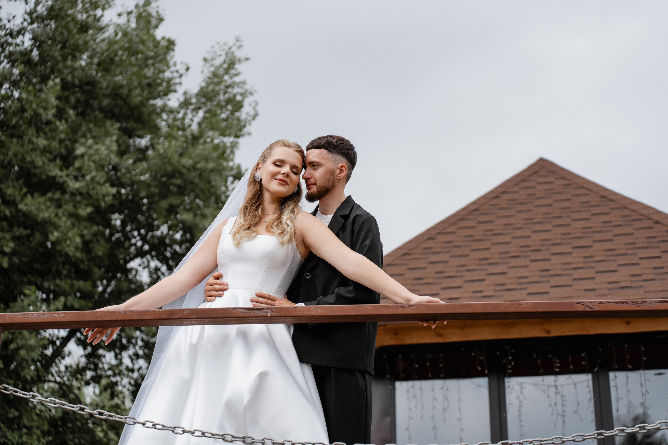 Денис и Алена_площадка Нет на Карте. Свадебный и семейный фотограф в Самаре Салахова Гулина