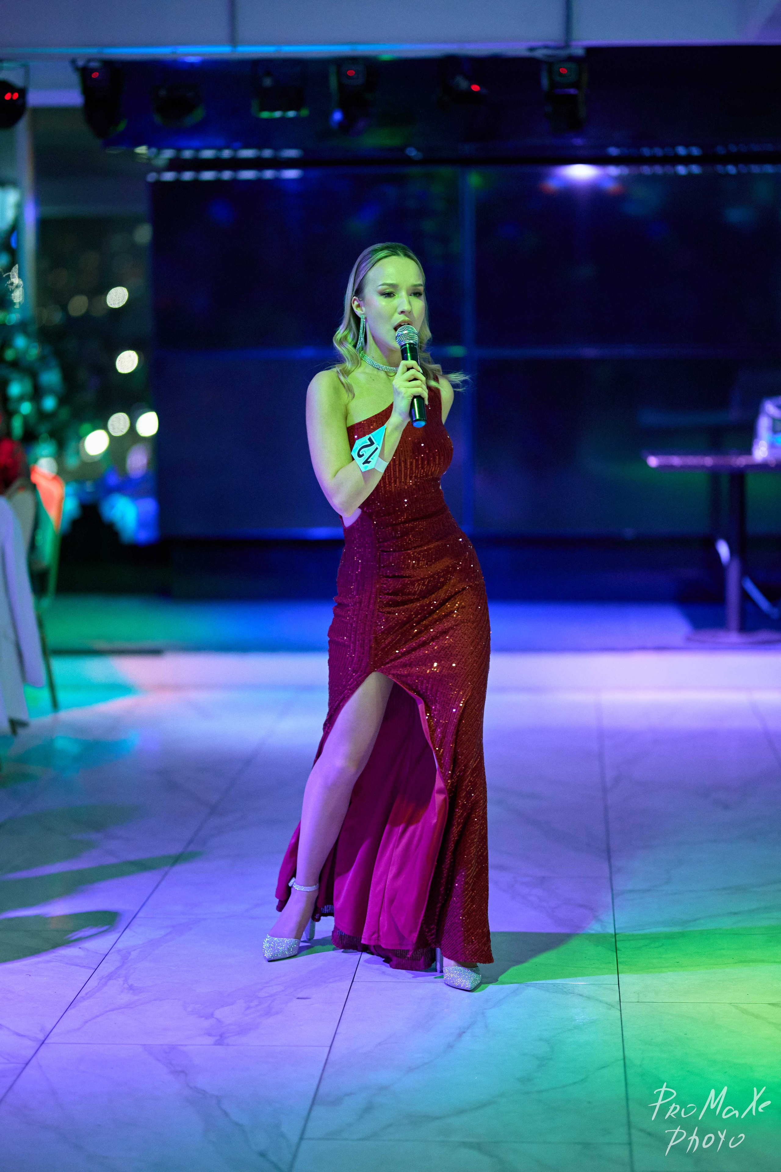 Зал КРАСА МАСС-МЕДИА ЧУВАШИИ. Владимир Суздалов (ProMaXe) — Портретный фотограф, тематические фотосессии в Чебоксарах