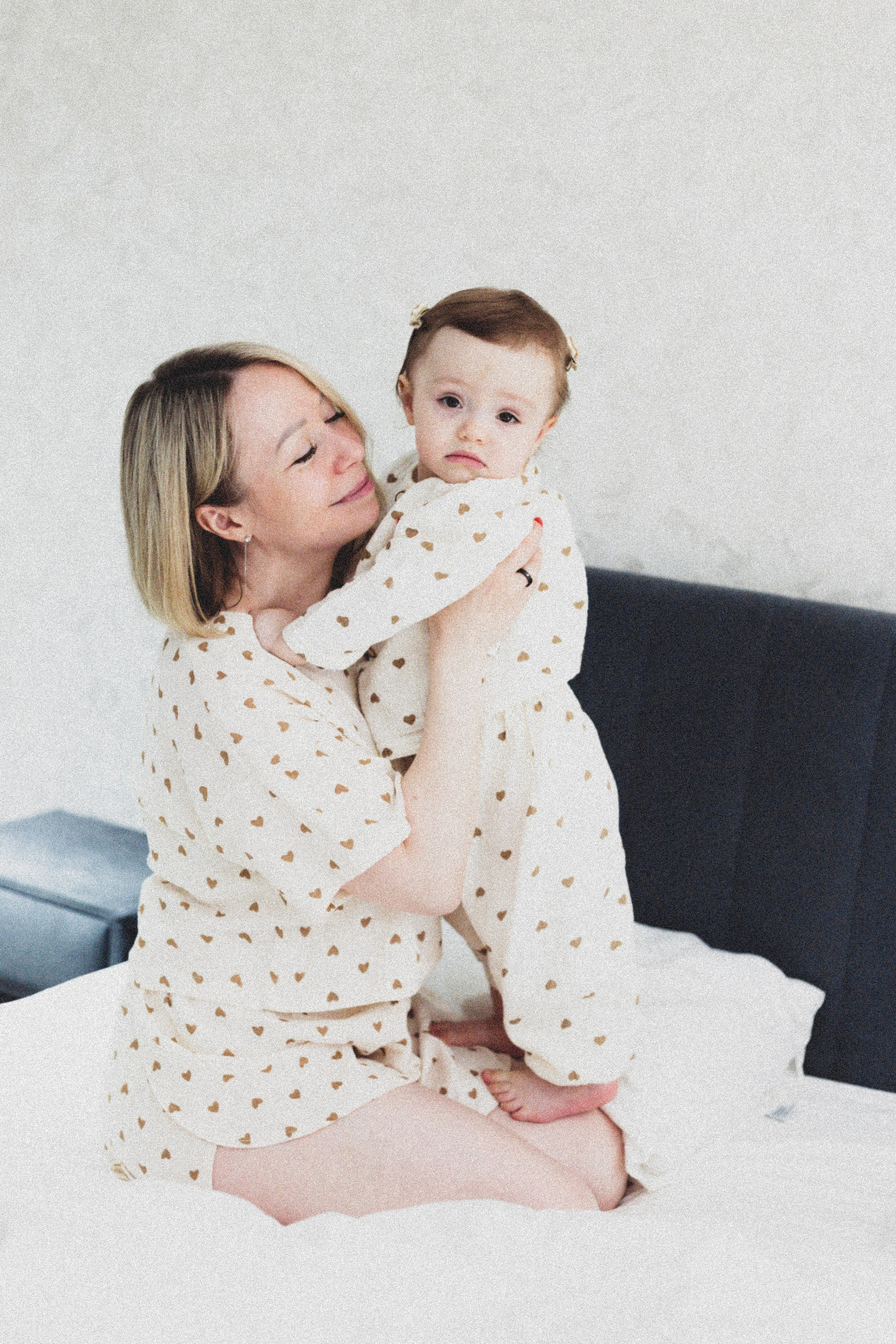 Мама и малыш lifestyle. Фотограф беременных и новорождённых в Краснодаре