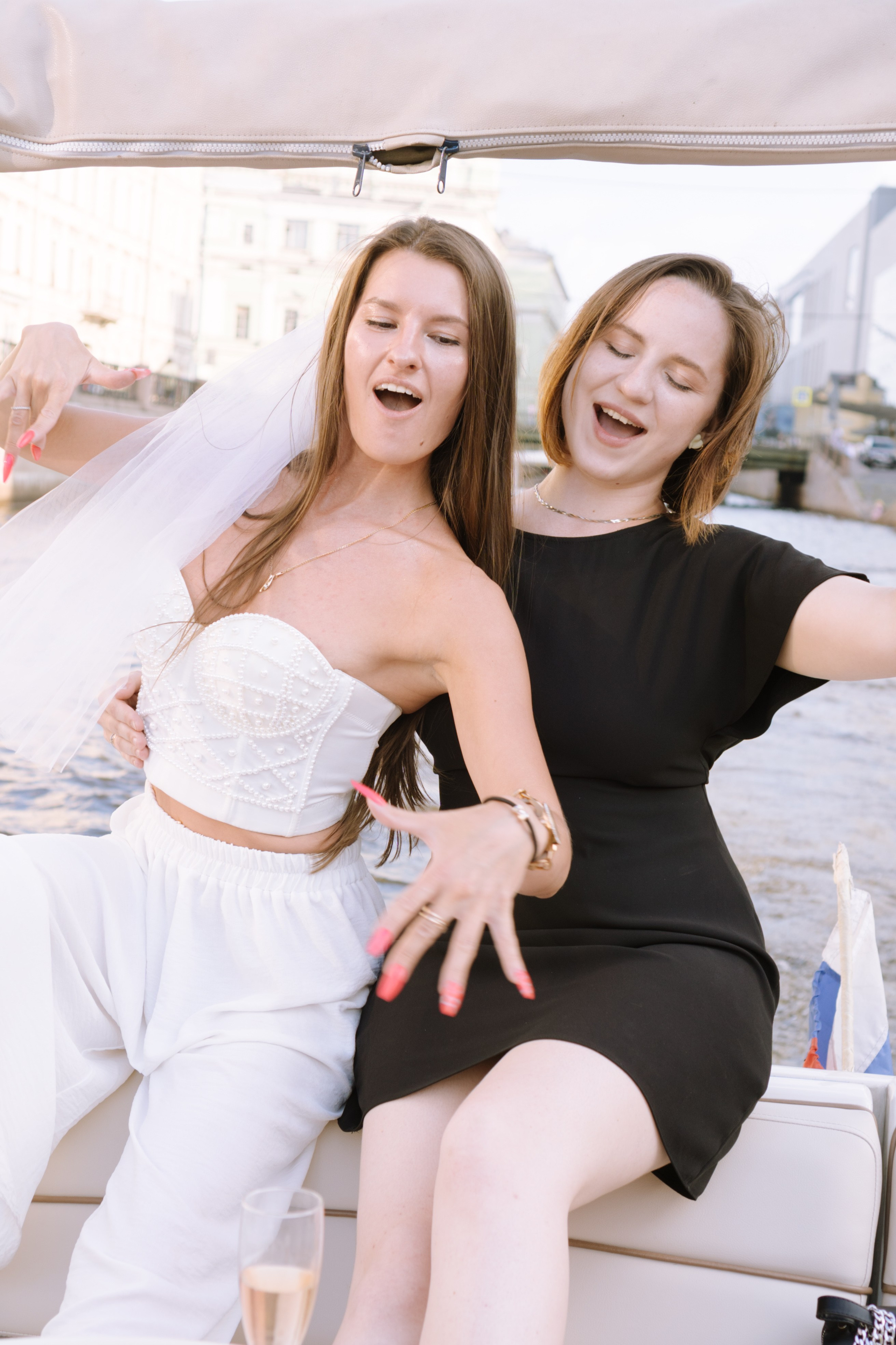 ДЕВИЧНИК НА КАТЕРЕ. Профессиональный фотограф, Санкт-Петербург — Виктория Богомолова