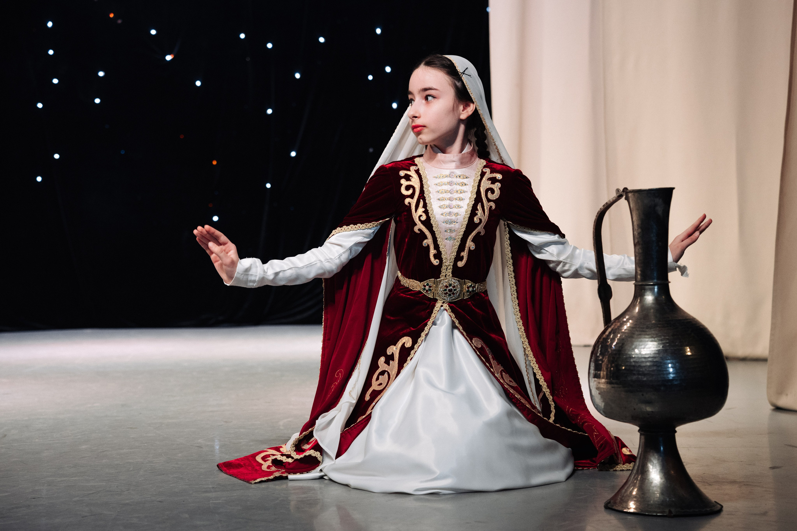 Благотворительный концерт в помощь Артему Сардаряну. Фотограф Артем Севостьянов. Профессиональная фотосъемка в Ногинске, Москве, Московской области и за границей