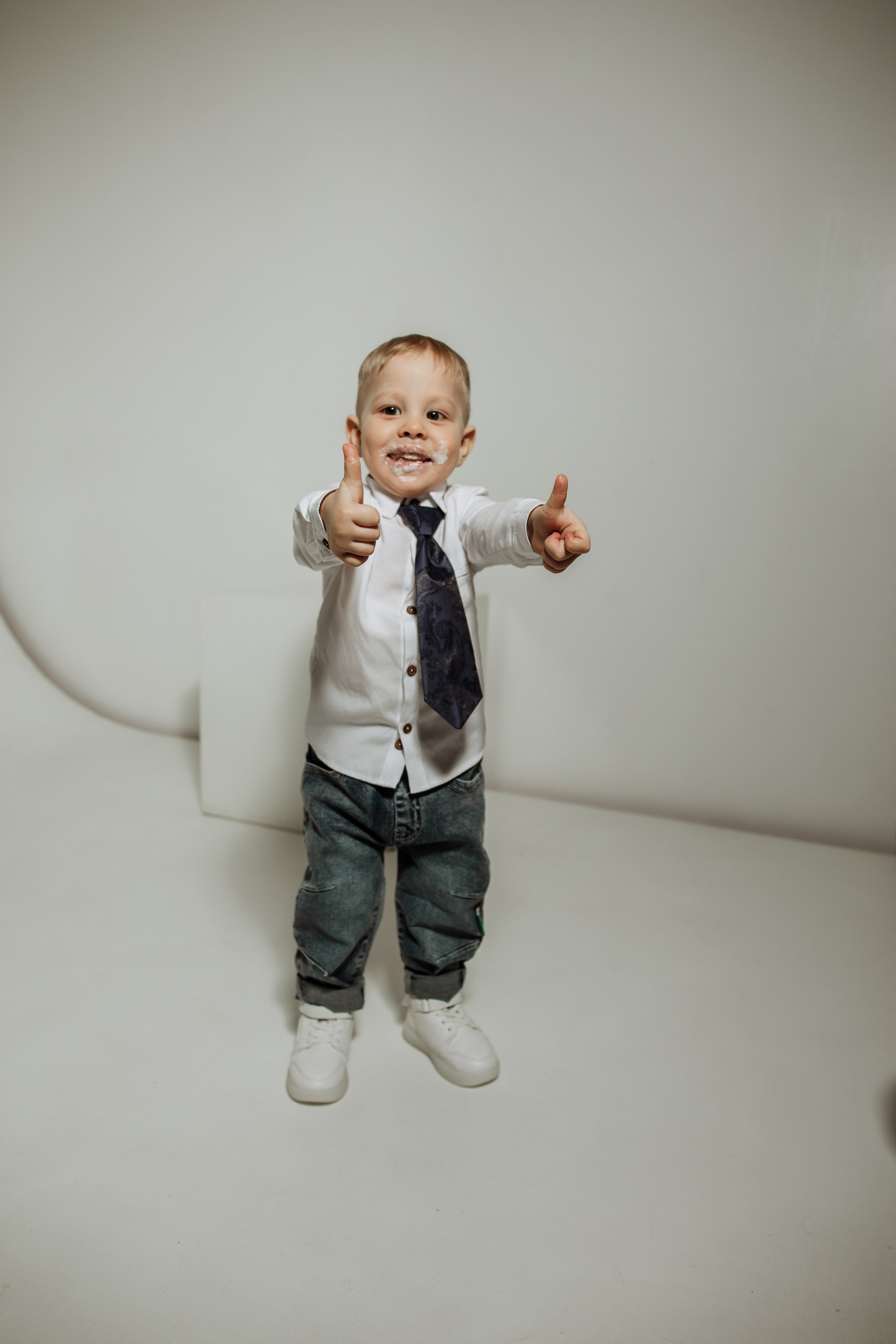 День рождение в студии с циклорамой. Photo Bogdanova