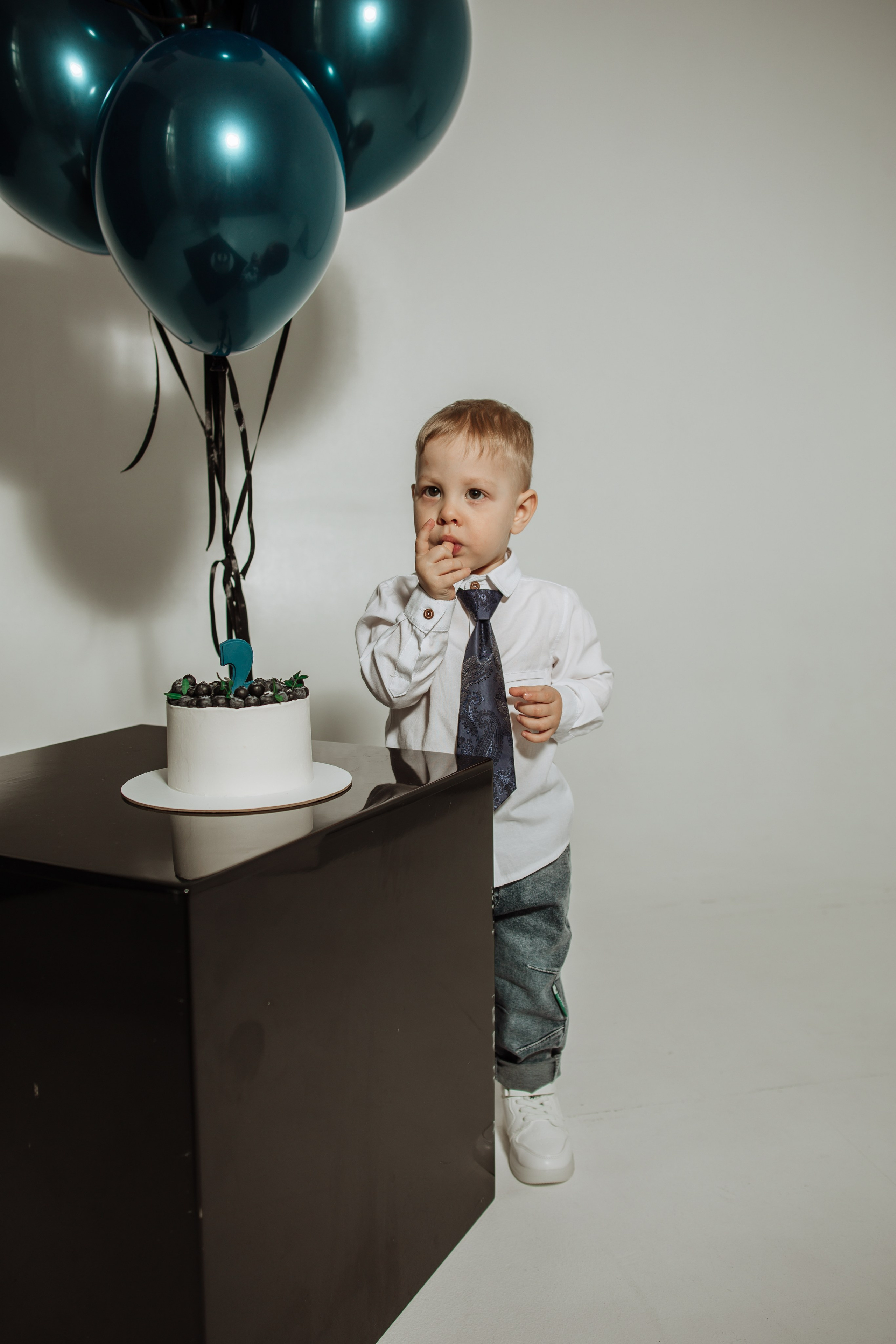 День рождение в студии с циклорамой. Photo Bogdanova