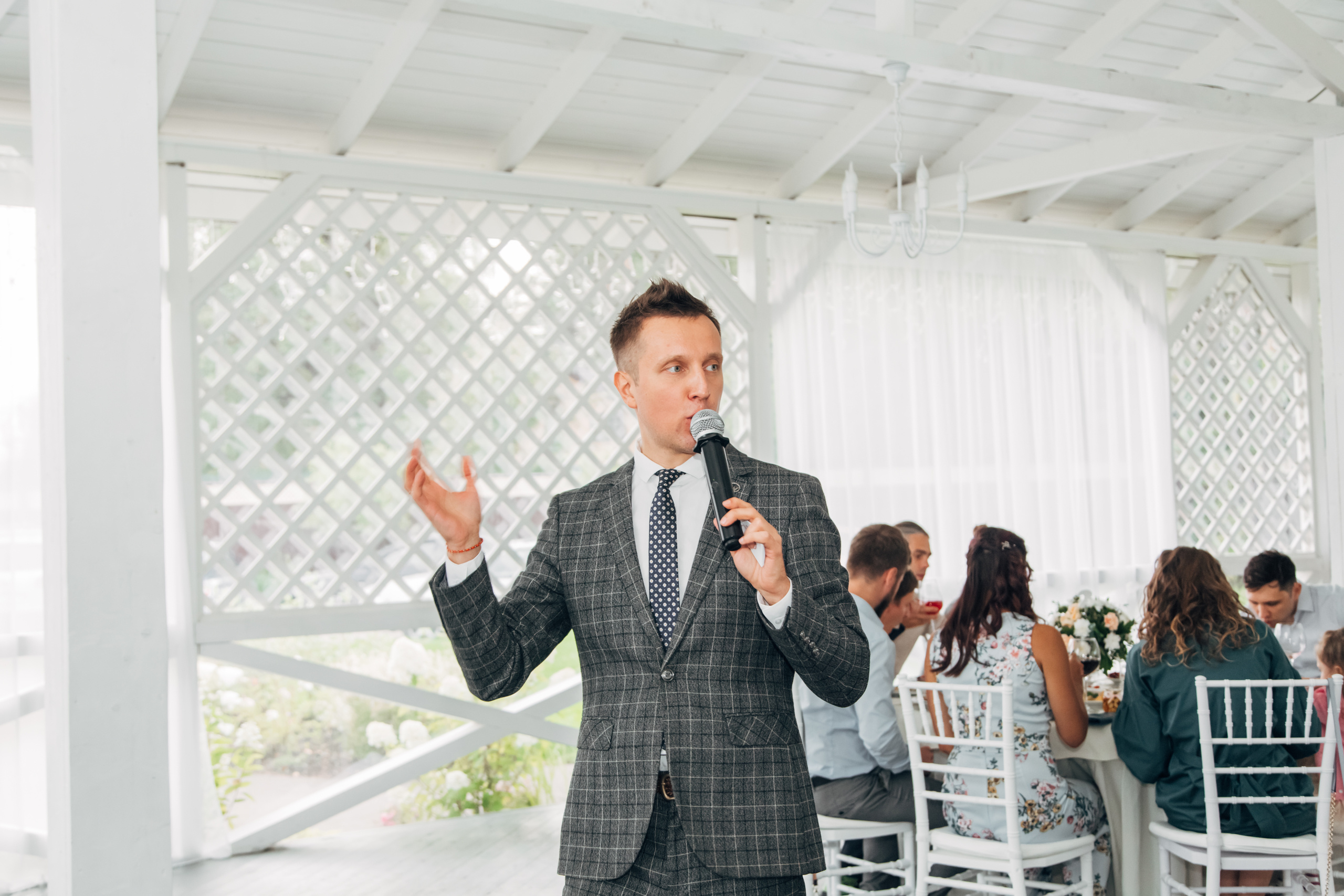 Антон+Лена. Ведущий на свадьбу в Москве Зубков Алексей