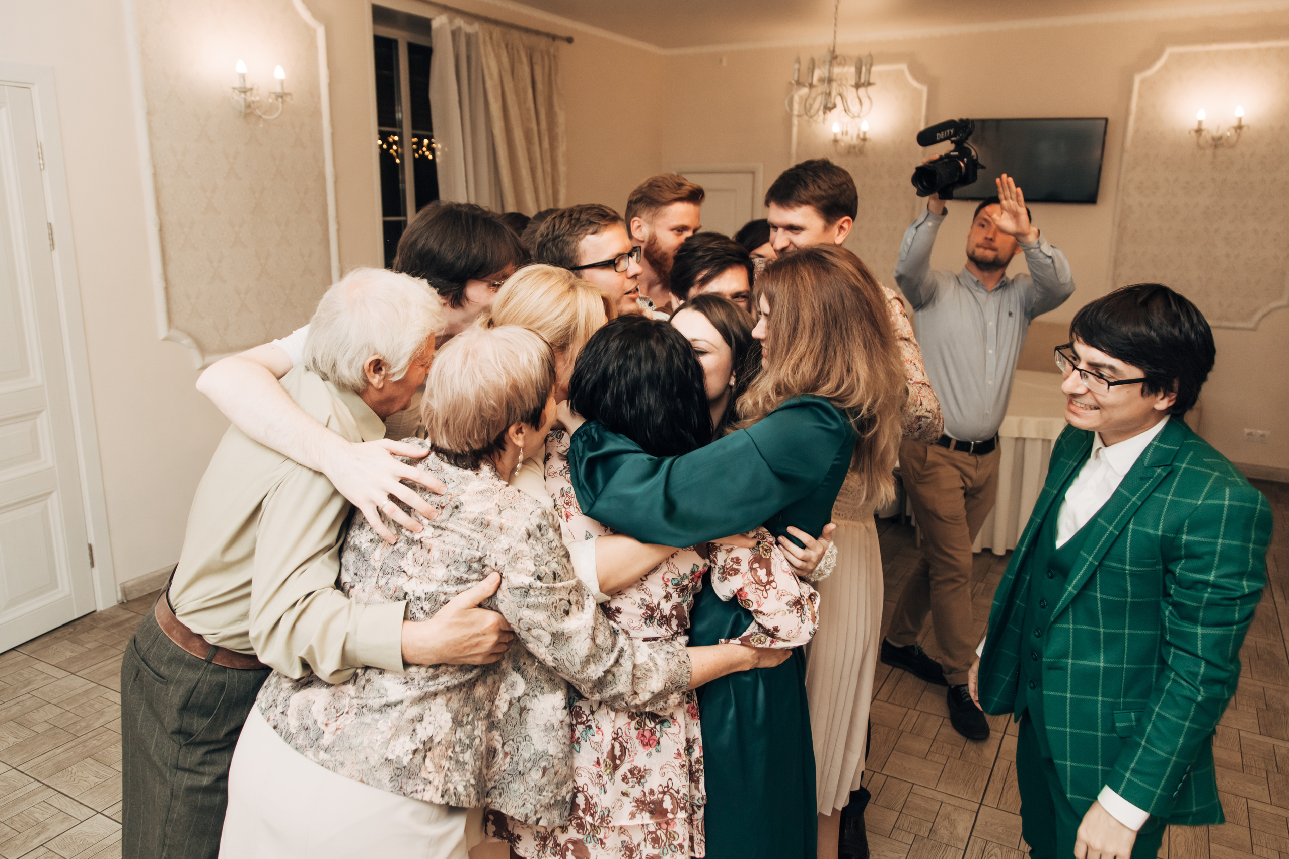 Антон+Лена. Ведущий на свадьбу в Москве Зубков Алексей