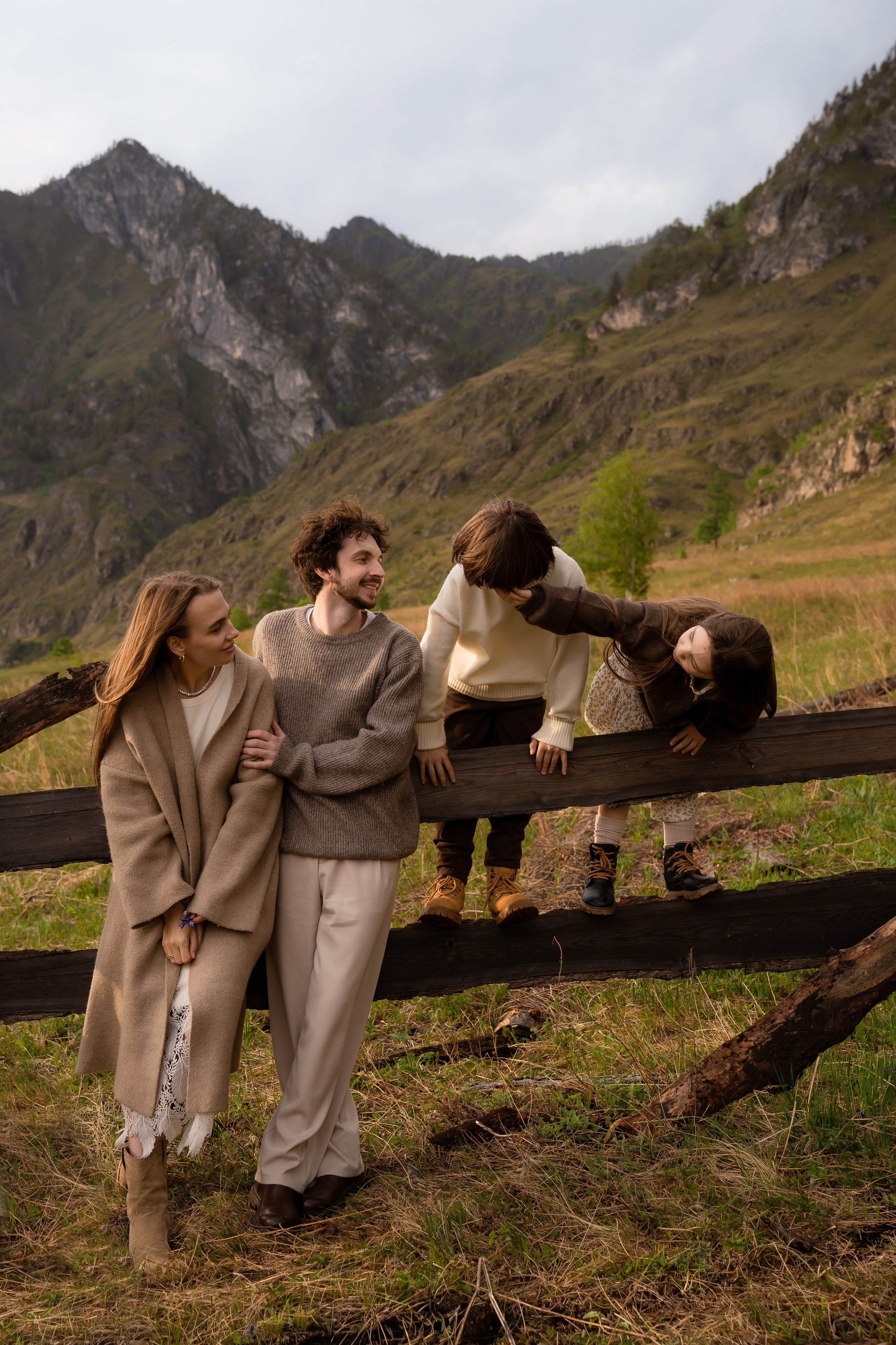 Сережа, Надя, Аня, Арсений. Свадебный фотограф в Воронеже Дарья Володарская
