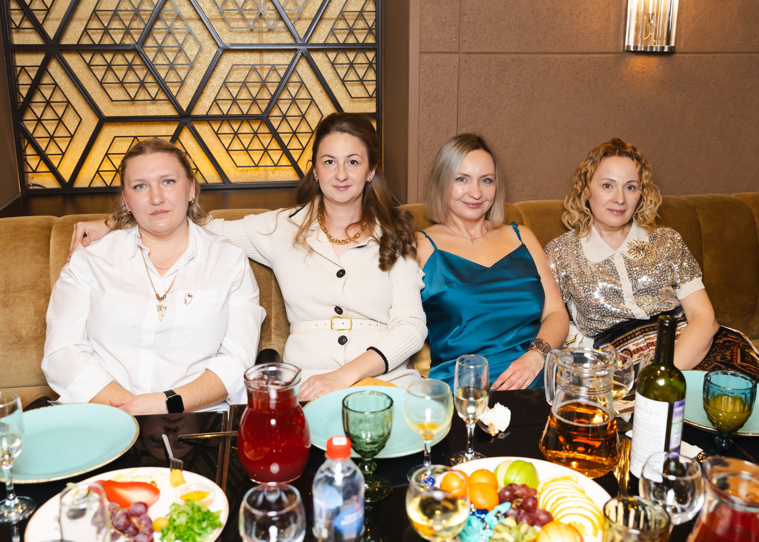 Предновогодка кипарис 2025. ФОТОГРАФ ВИНОГРАДОВА ДАРЬЯ