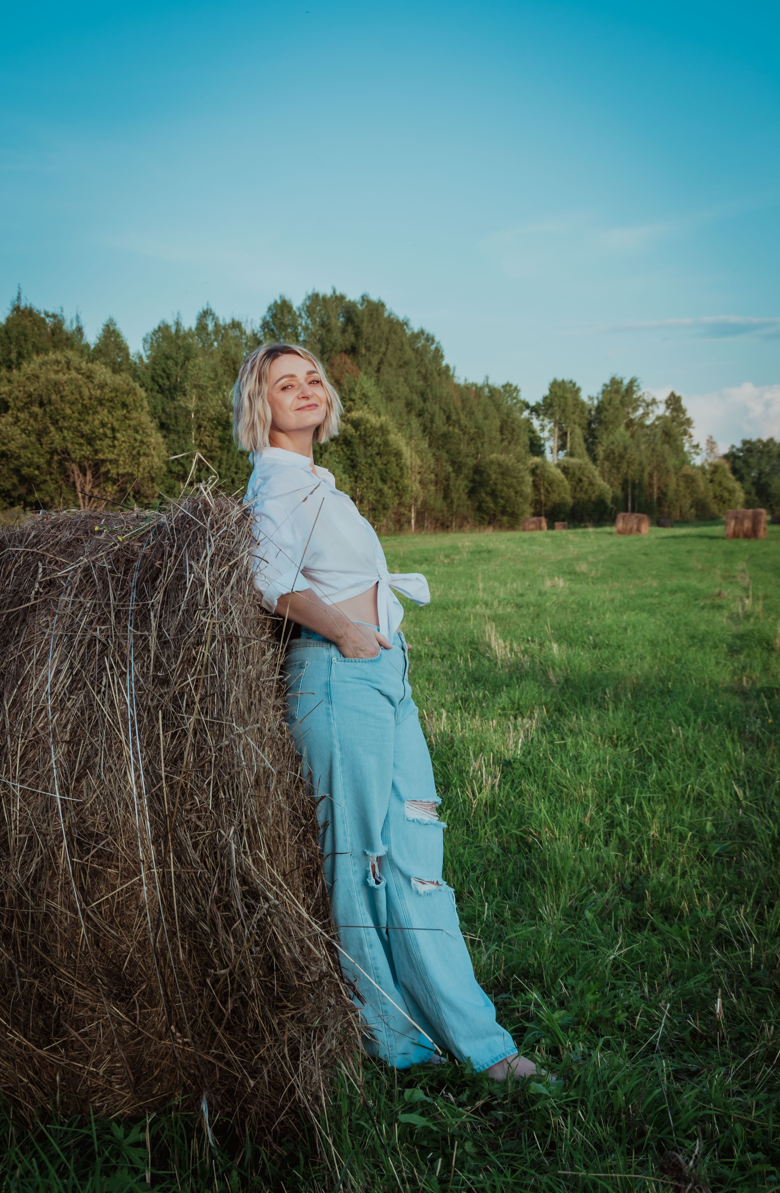 Фотосессия в тюках сена, в соломе. Елена Волкова семейный фотограф в станице Гостагаевской города-курорта Анапа