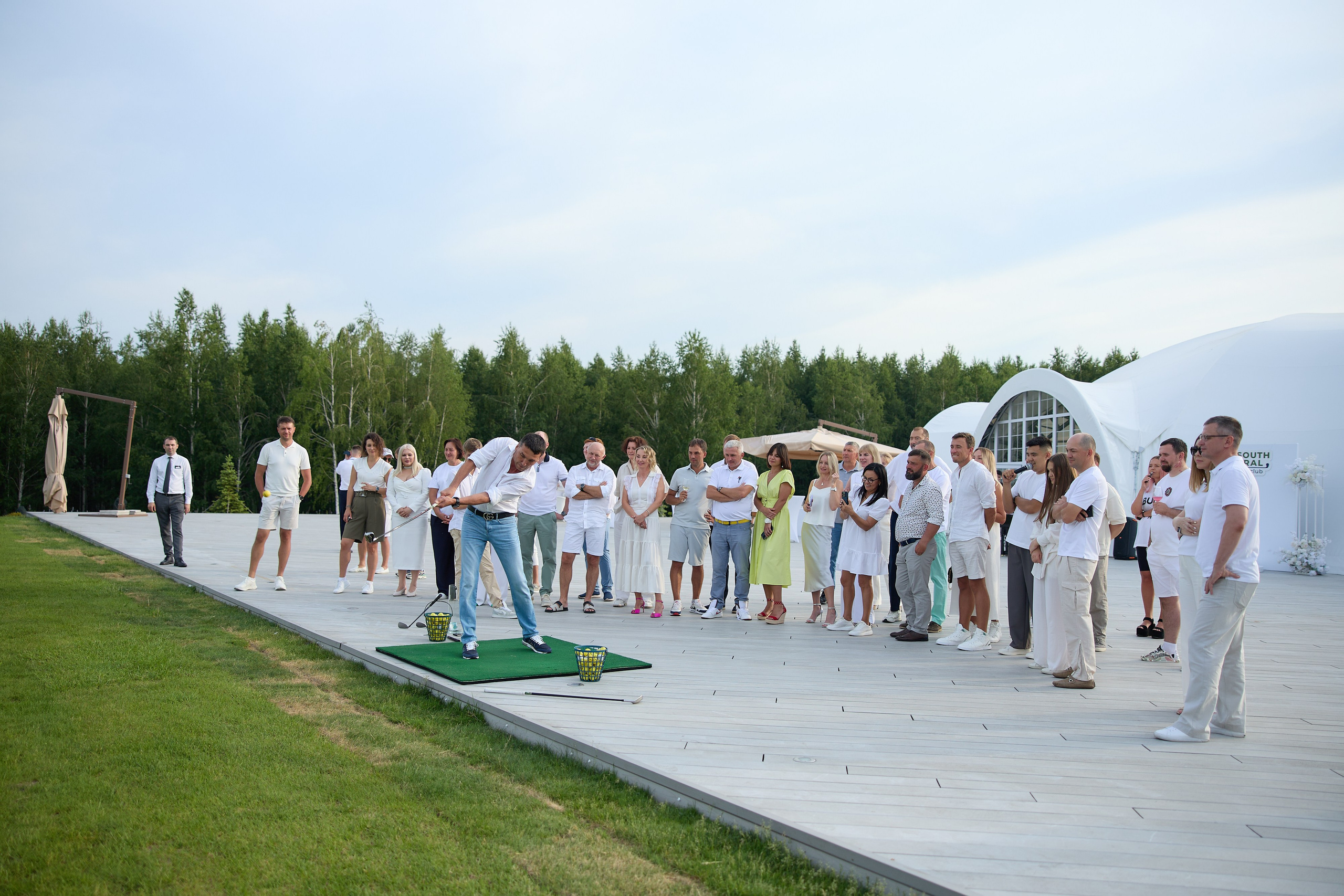 Открытие сезона в гольфклубе Сильвер