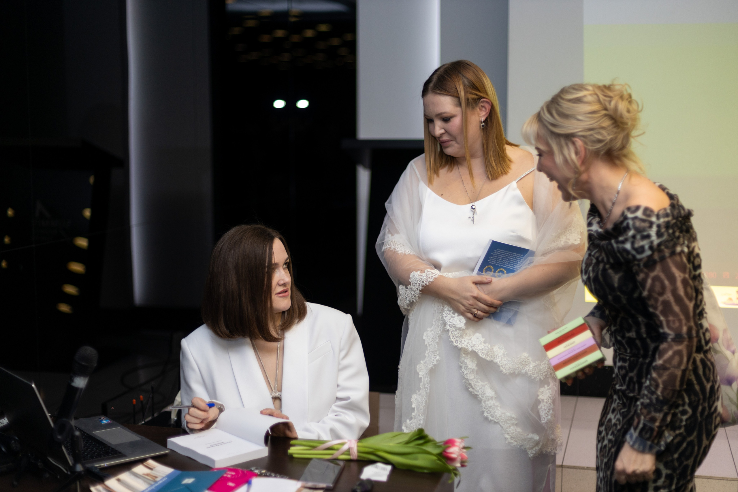 Презентация книги «История НИ одной женщины». Дацук Анна Фотограф из Екатеринбурга