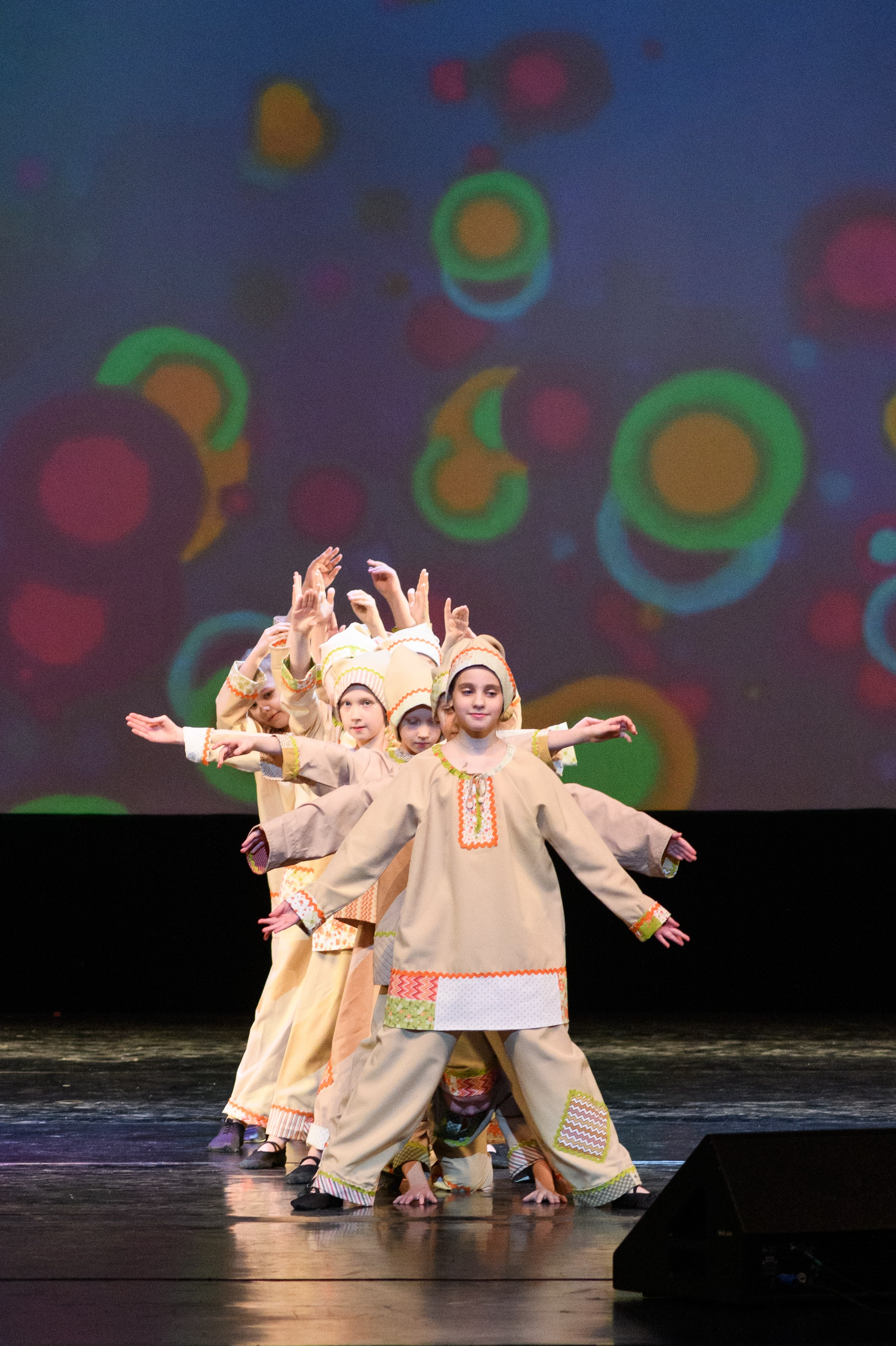 23 апреля, часть 2, БКЗ Октябрьский, г. Санкт-Петербург. Золотое яблочко