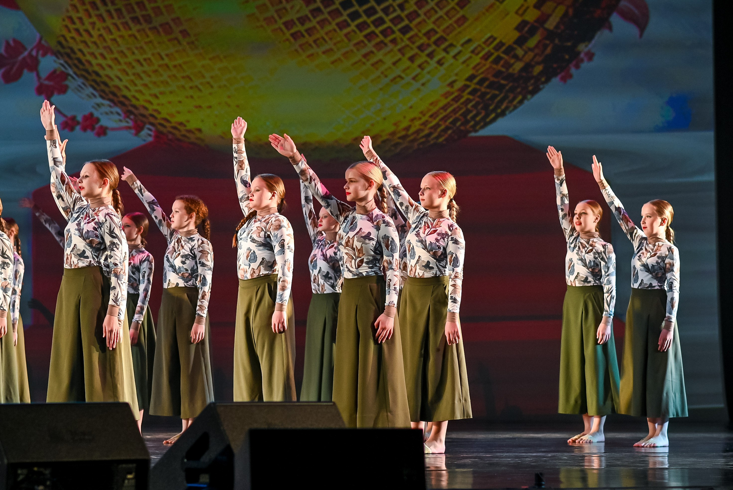 23 апреля, часть 3, БКЗ Октябрьский, г. Санкт-Петербург. Золотое яблочко