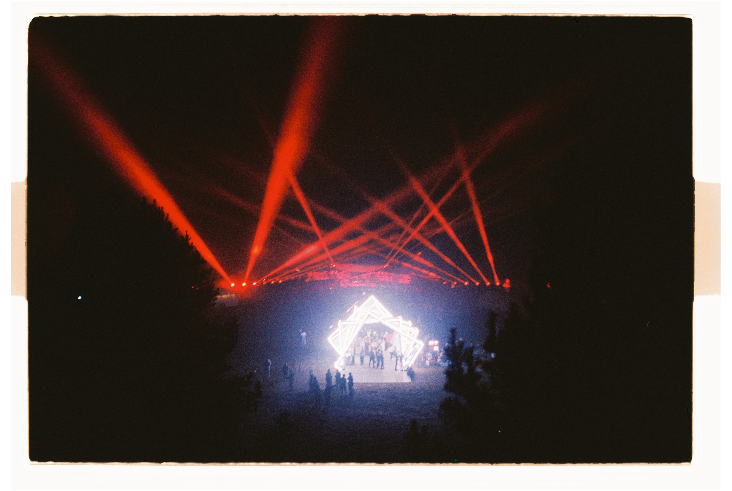 Signal 2024. @tomrus: Рустам Шагиморданов — фотограф