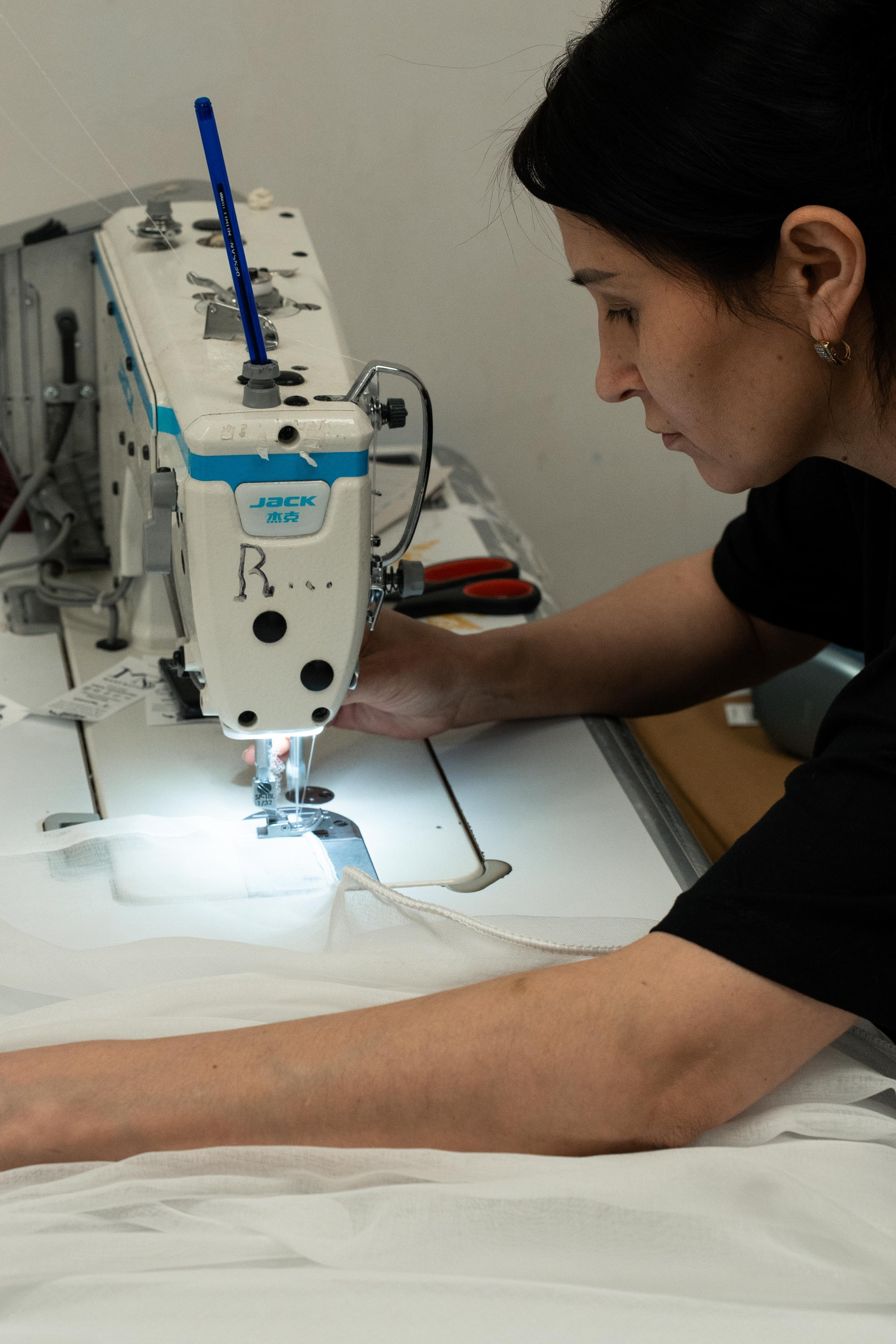 Производство 01.04.2026. Коммерческий и художественный фотограф и видеограф в Москве Арсений Тургенев