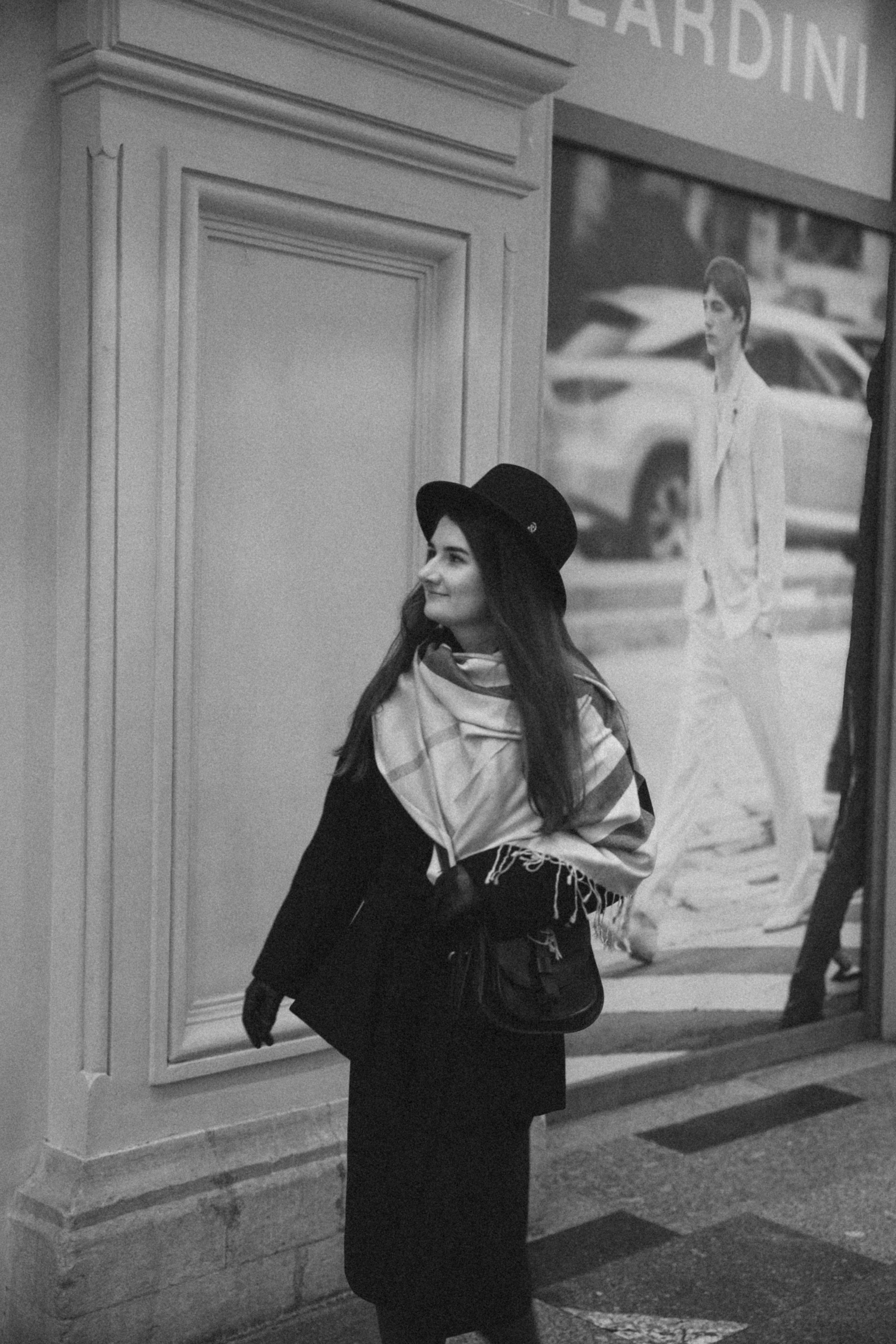 ДАША. Я фотограф из Москвы к Вашим услугам