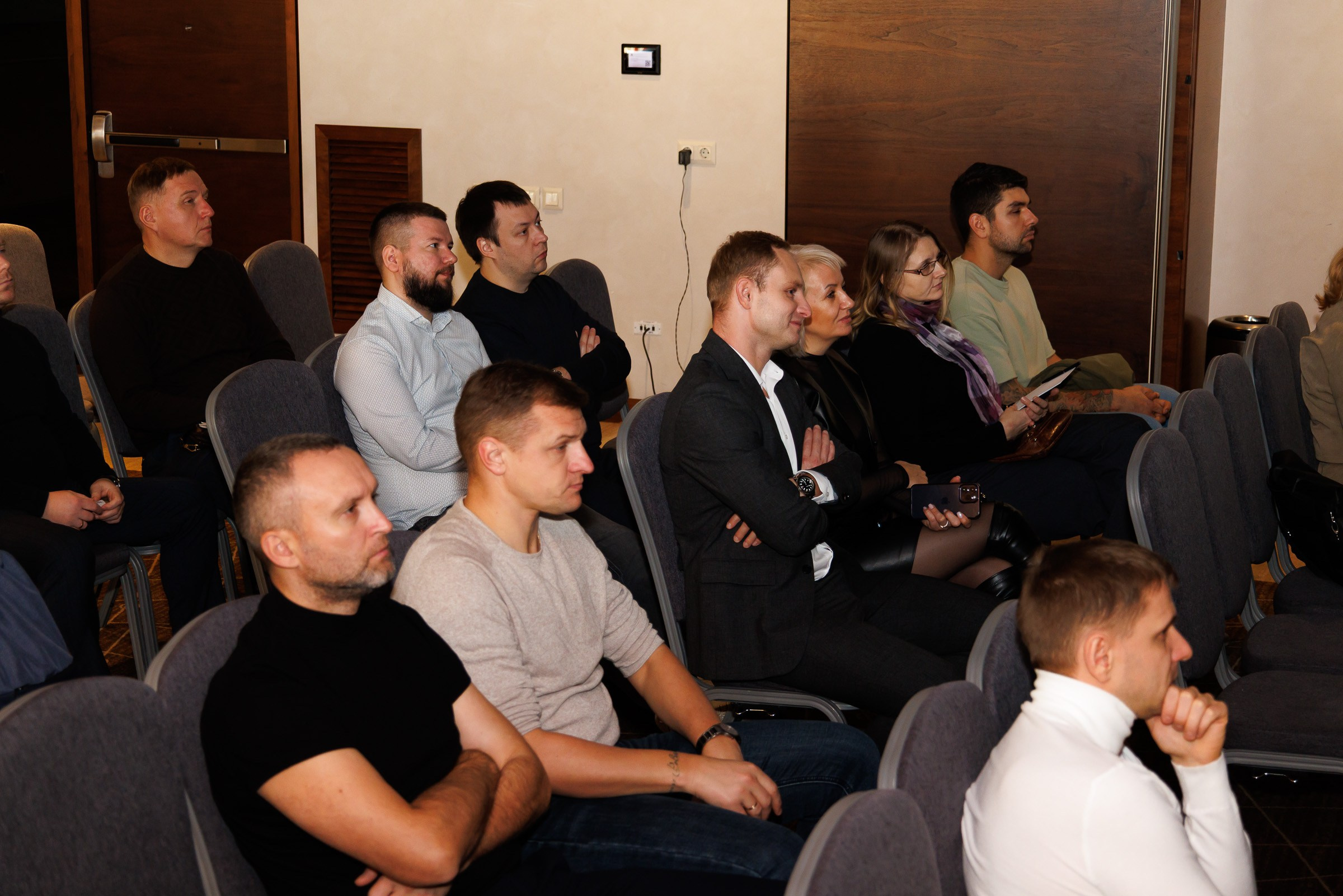 HIW — конференция в Воронеже. Предметный и портретный фотограф в Липецке — Зайцев Алексей