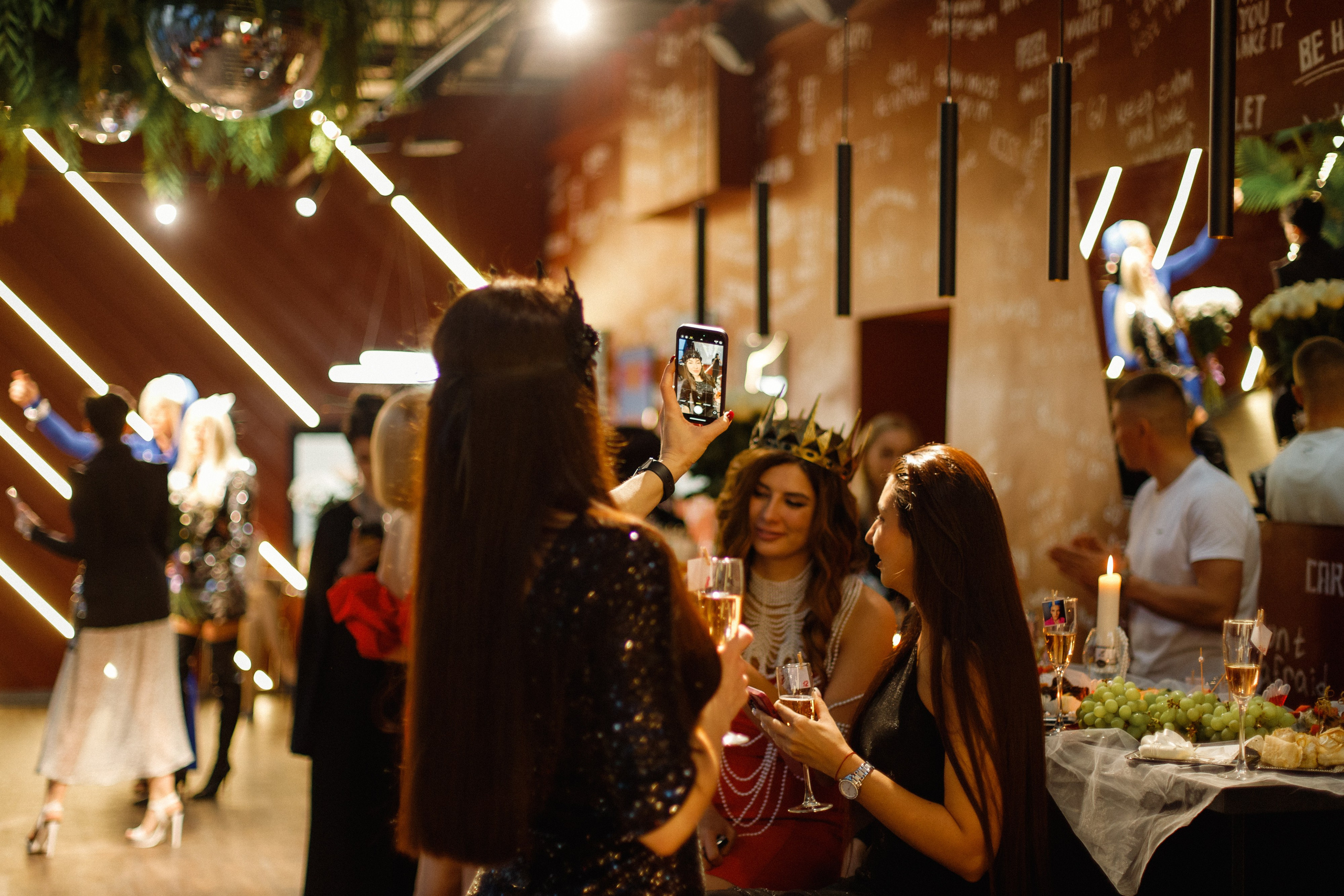 QUEEN KHV [12 ЛЕТ]. СВОИ. ФОТООТЧЕТЫ-СОБЫТИЯ-МЕСТА