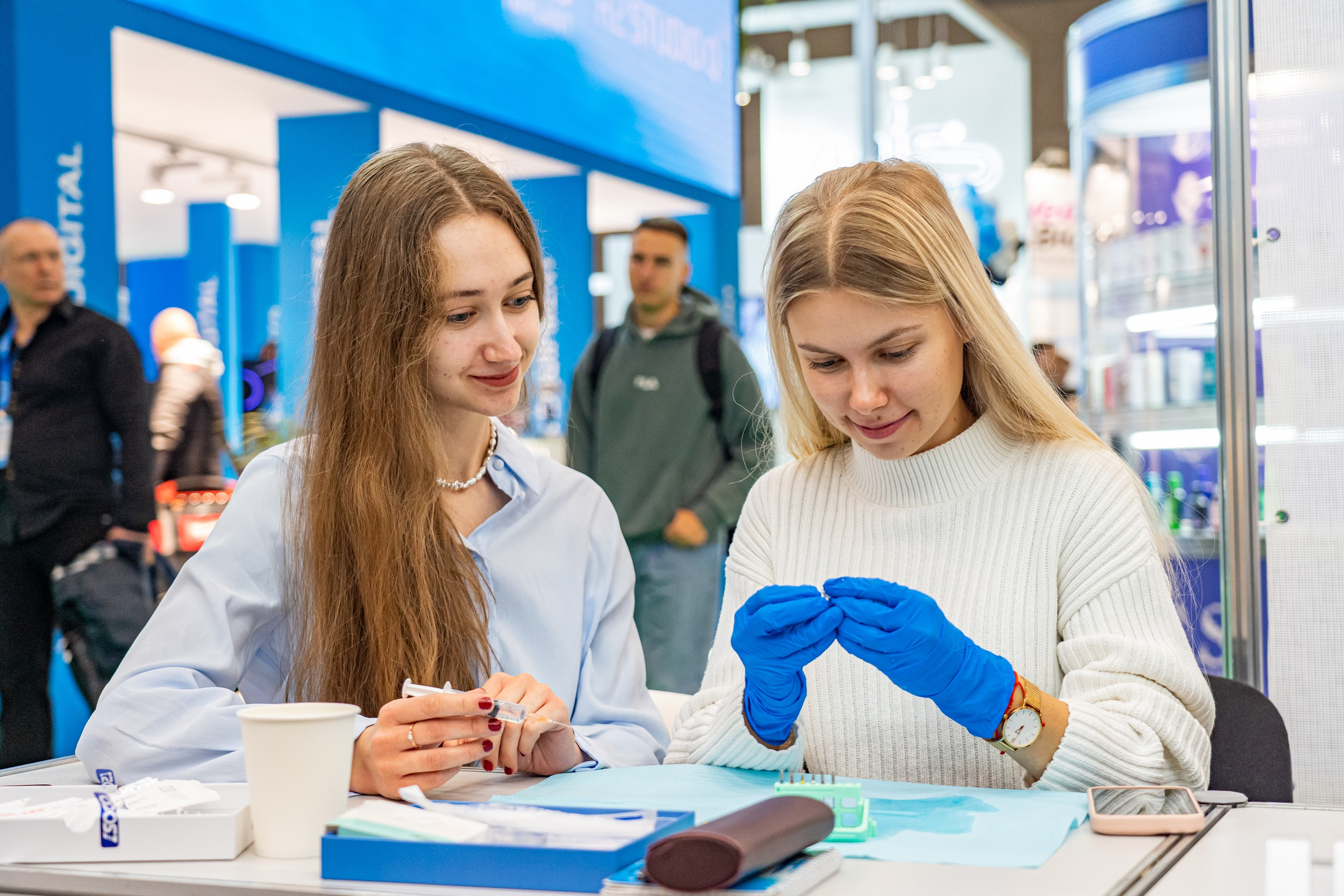 Выставки, конференции. Репортажный фотограф Глеб Лысковец