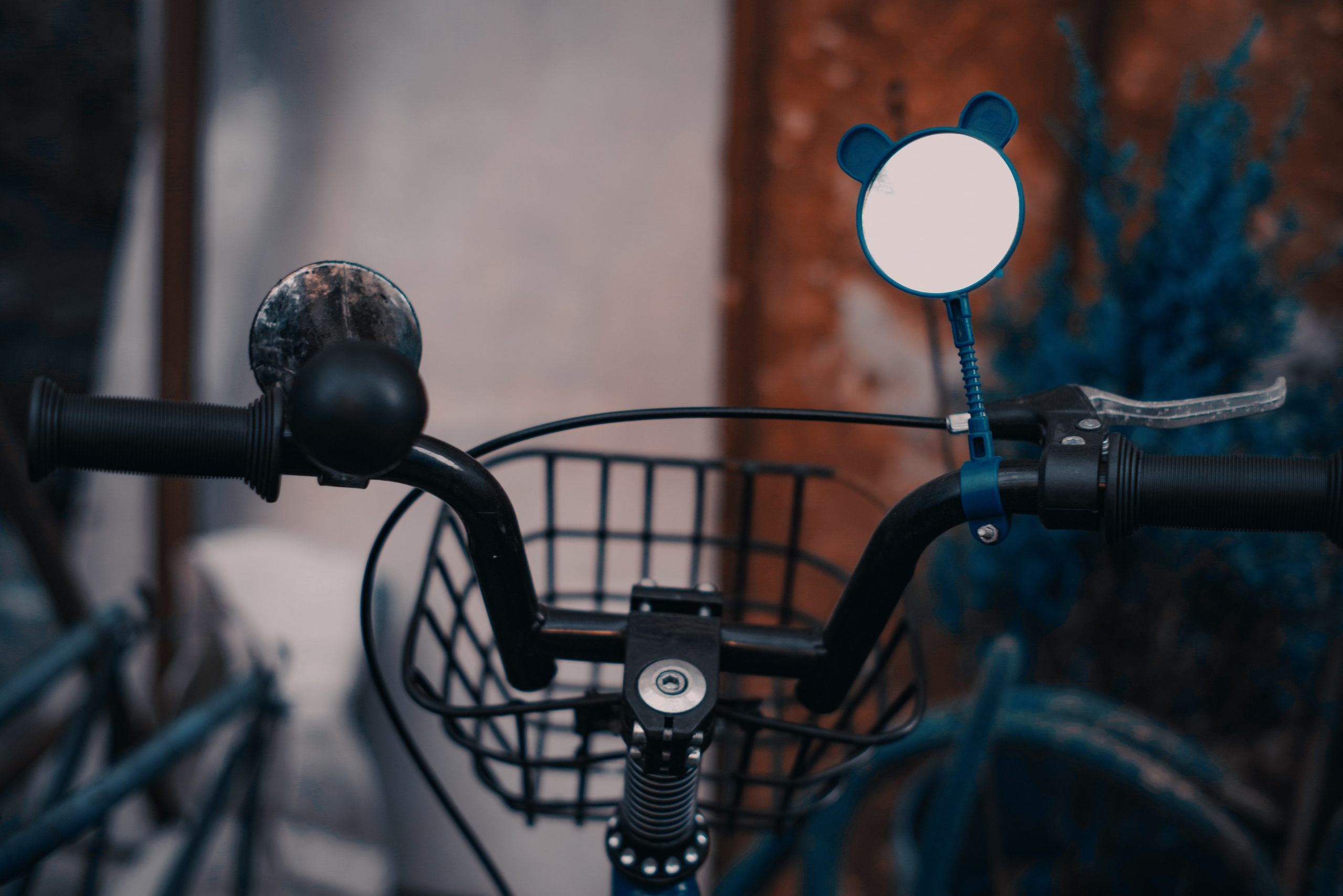 Ремонт железного коня. Портретный фотограф Денис Милютин