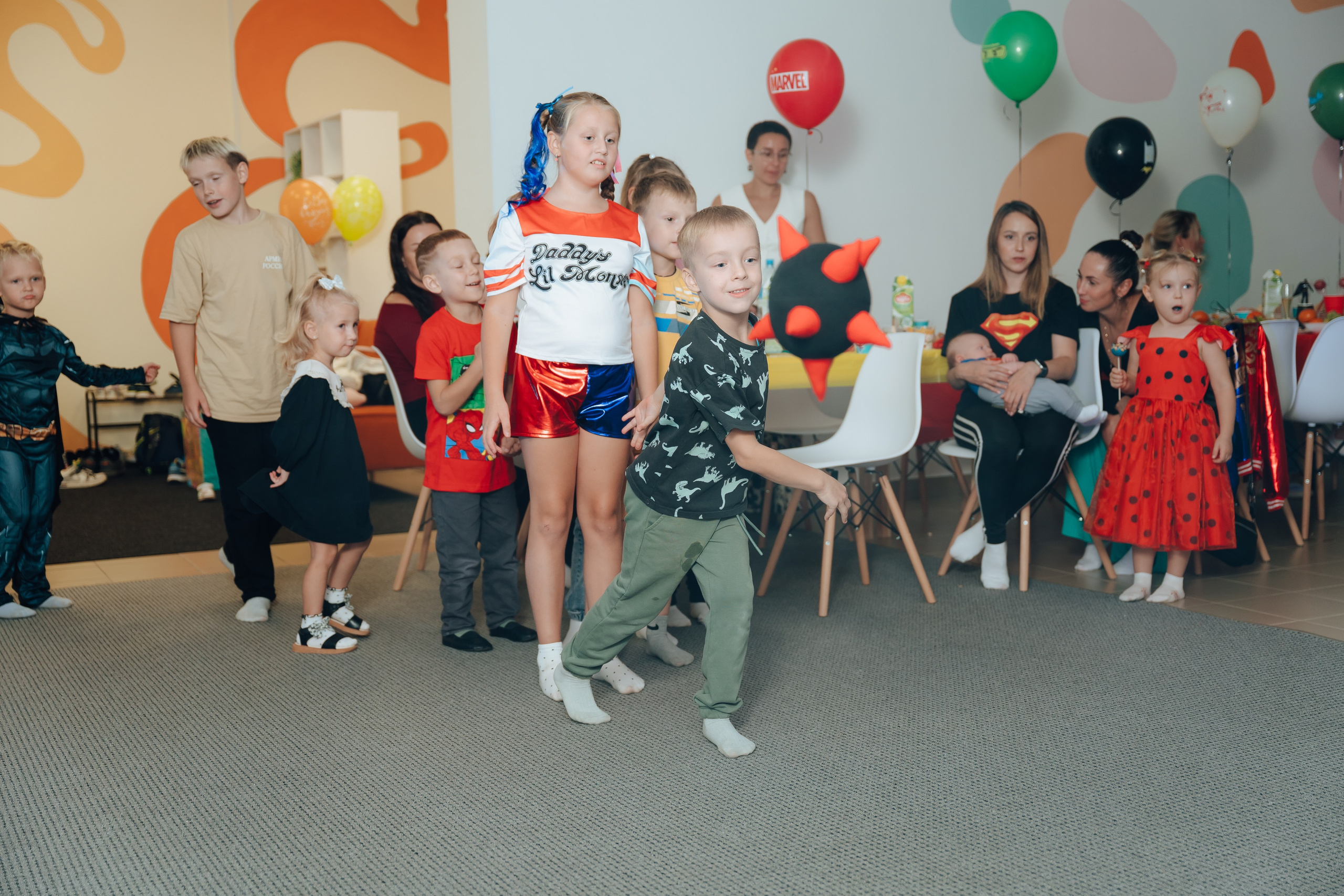 Праздник Льва в Мультифокс. Детский и семейный фотограф Катерина Мишина