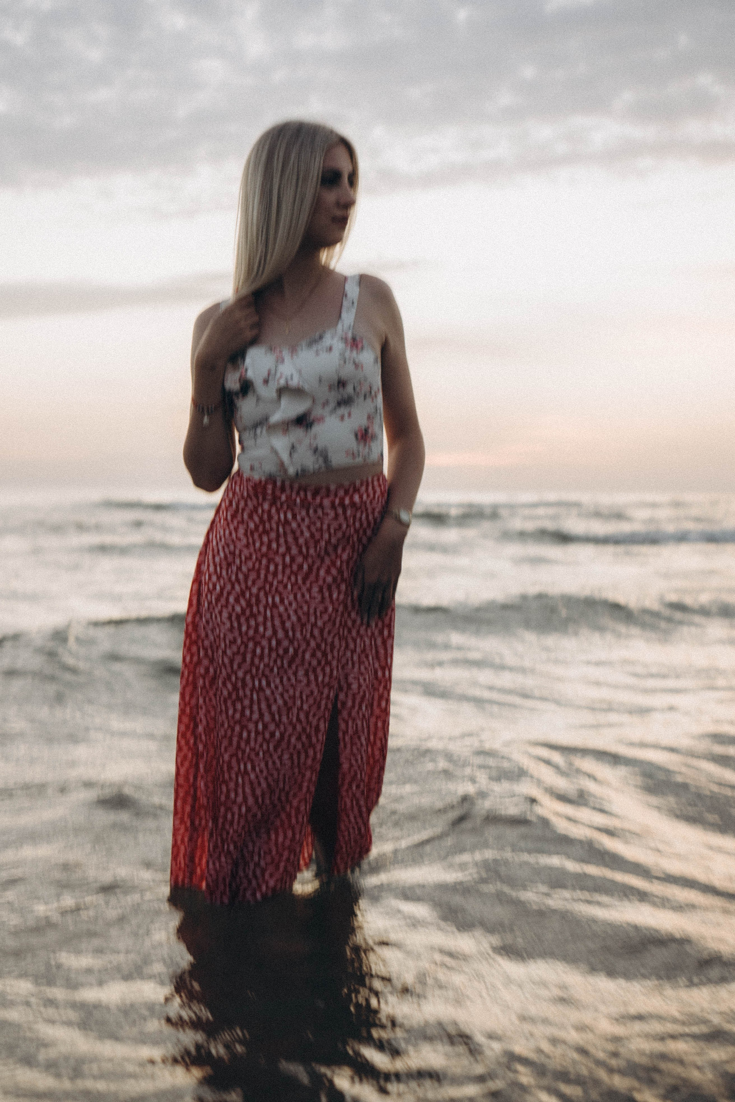 Июльский вечер на берегу черного моря. Профессиональный фотограф, Санкт-Петербург — Виктория Богомолова