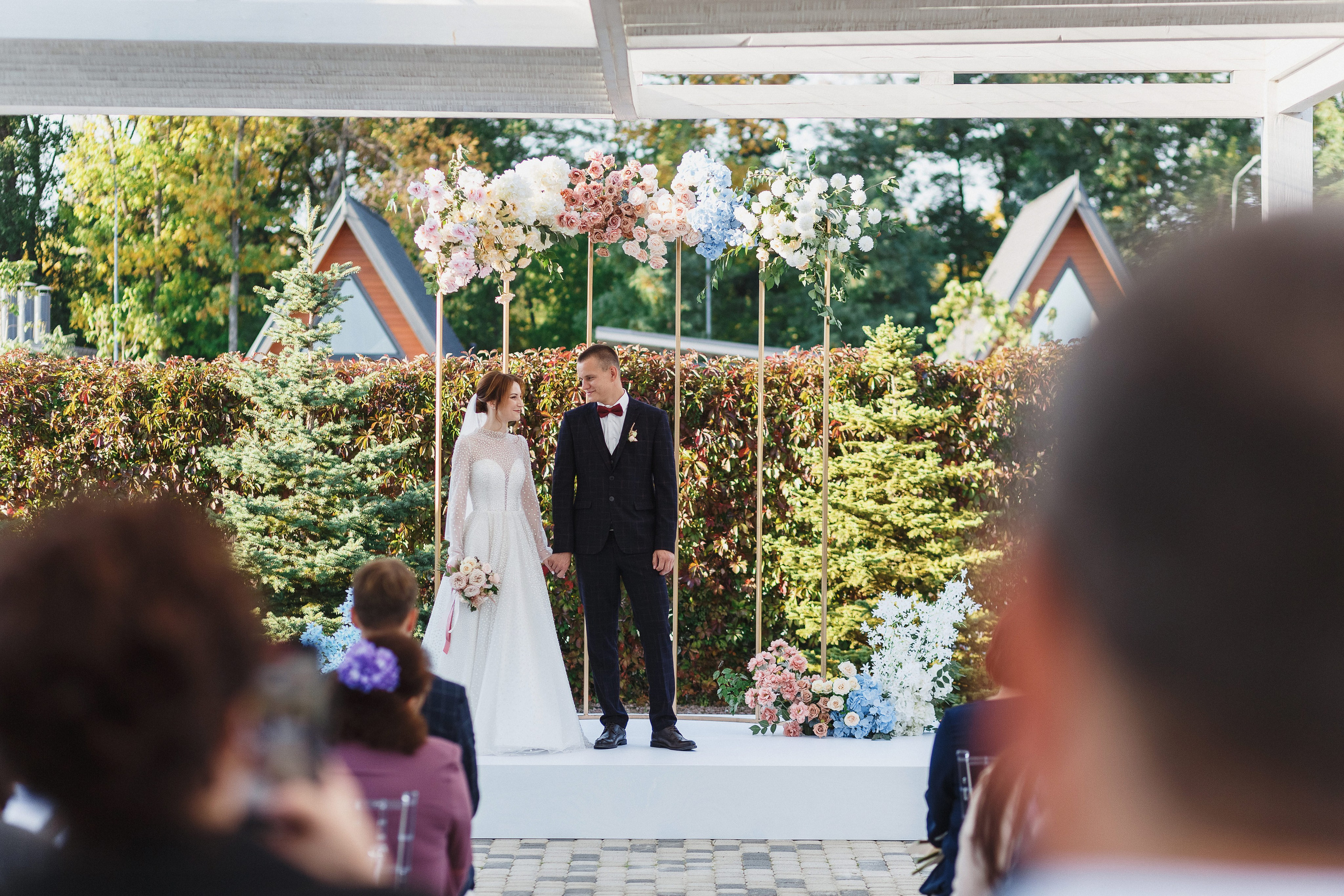 Идиллия в природе: Волшебство отдыха в загородном клубе 'Golden Horse'. Свадебный и семейный фотограф в Таганроге Бакарюк Антон