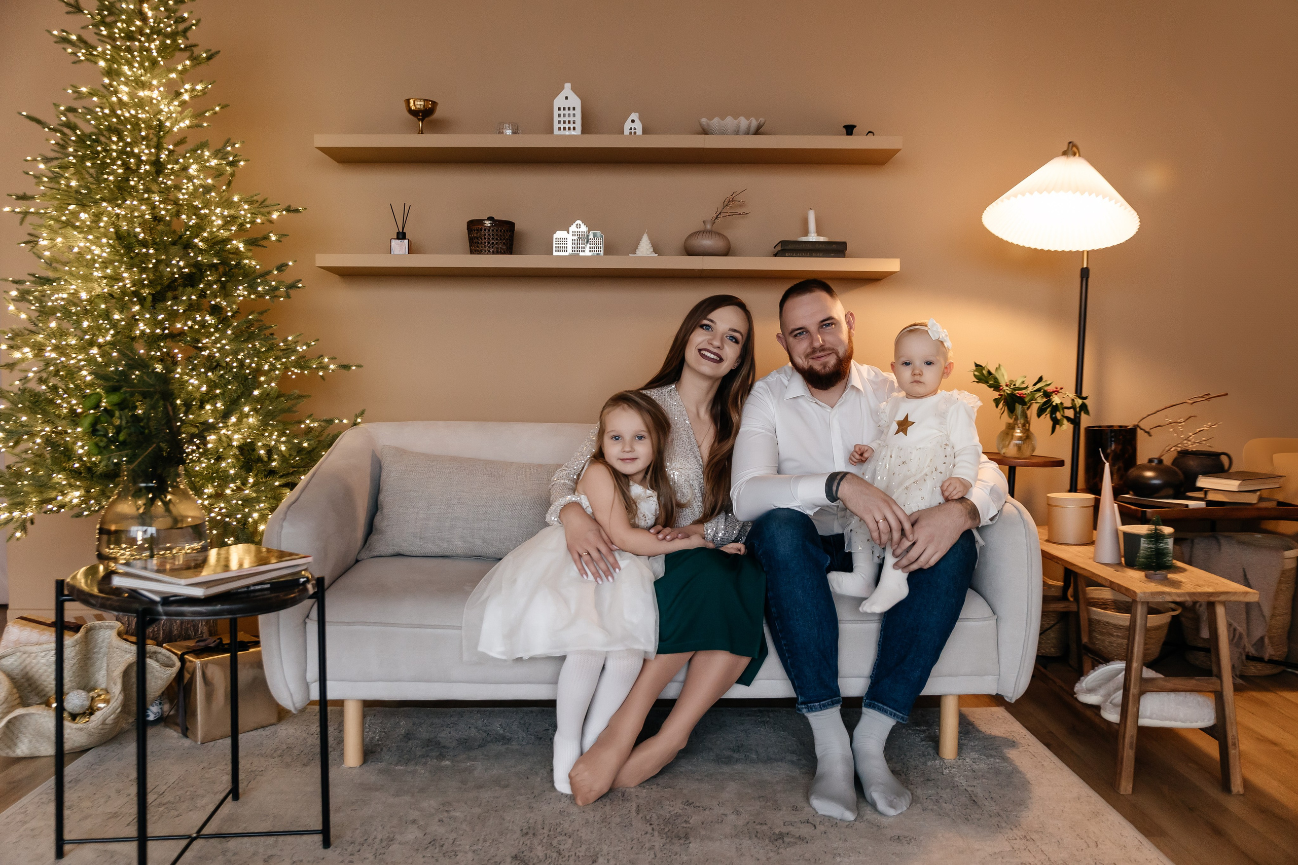 Катя, Рома, Полина и Эмилия. Семейный фотограф Минск Усова Ольга