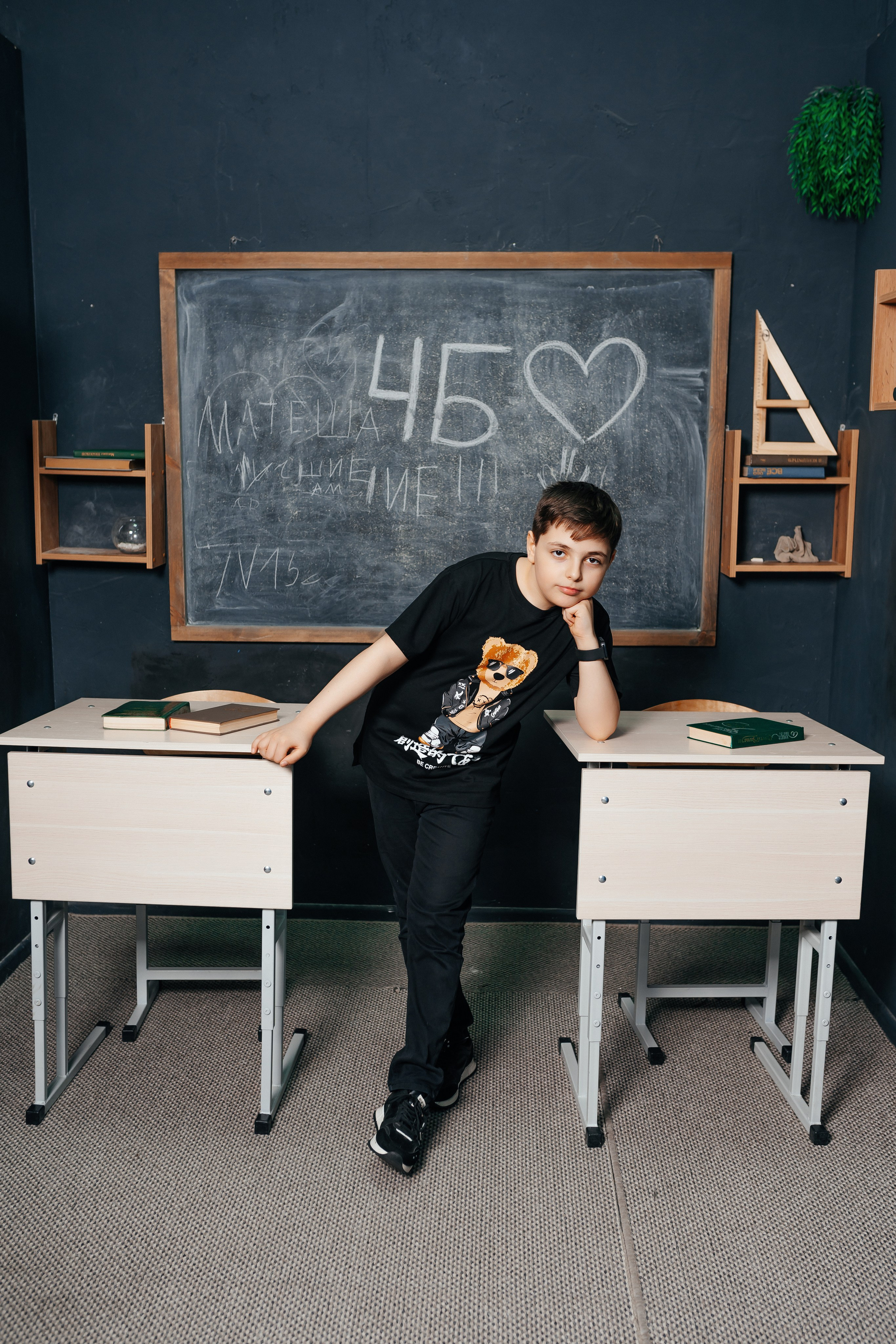 В студии. 4 класс. Фотограф Ким Наталья в Красноярске