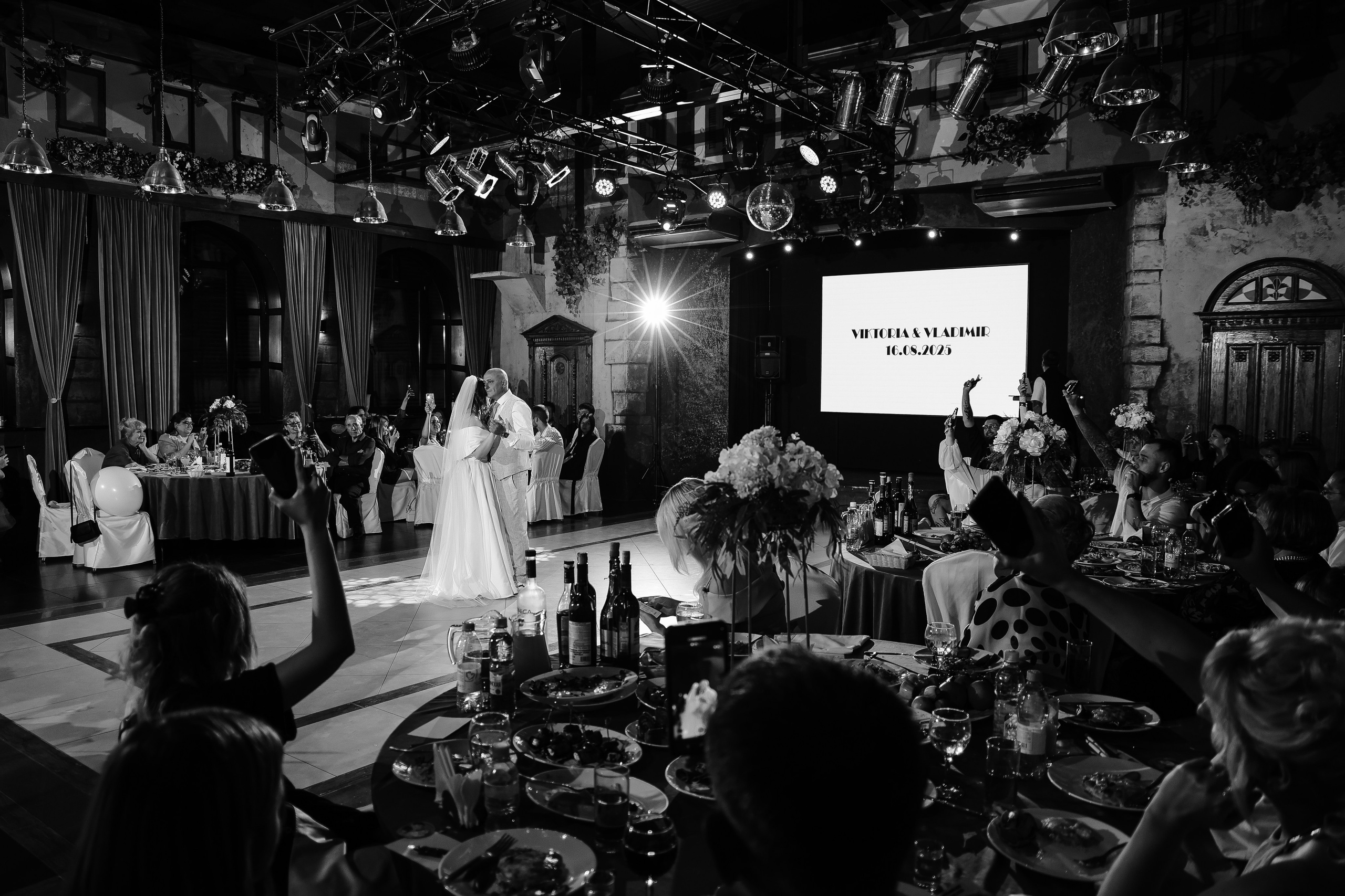 Виктория & Владимир. Свадебный фотограф в Омске Игорь Нестеров