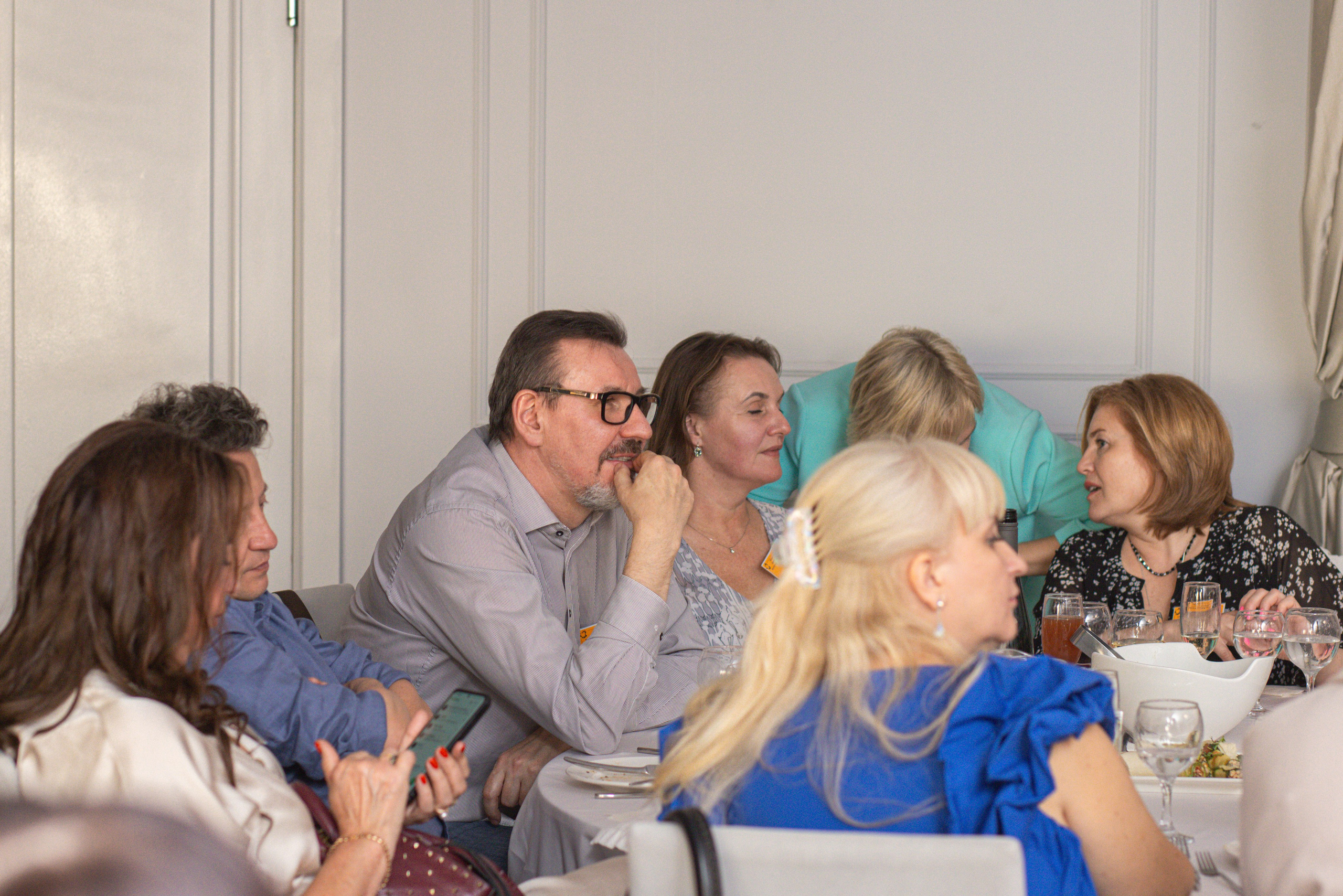 Встреча выпускников. Стоматологи СПб. Семейный фотограф в Вышнем Волочке — Ульяна Иванова | Фотосессии для всей семьи