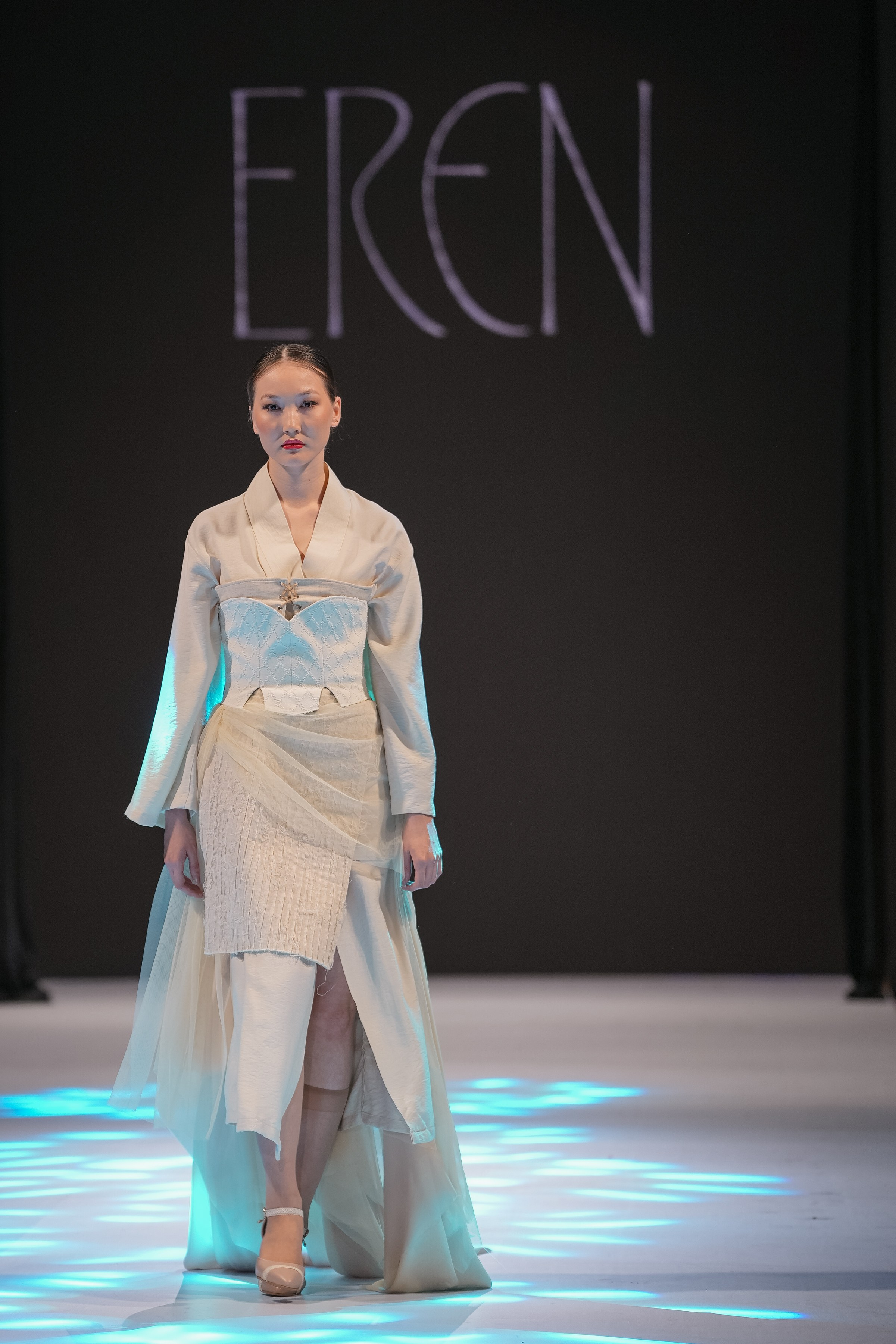 EURASIAN FASHION WEEK Eren. Сайт Алматинского НЮ АРТ, будуар и фэшн фотографа Дениса Карпенко