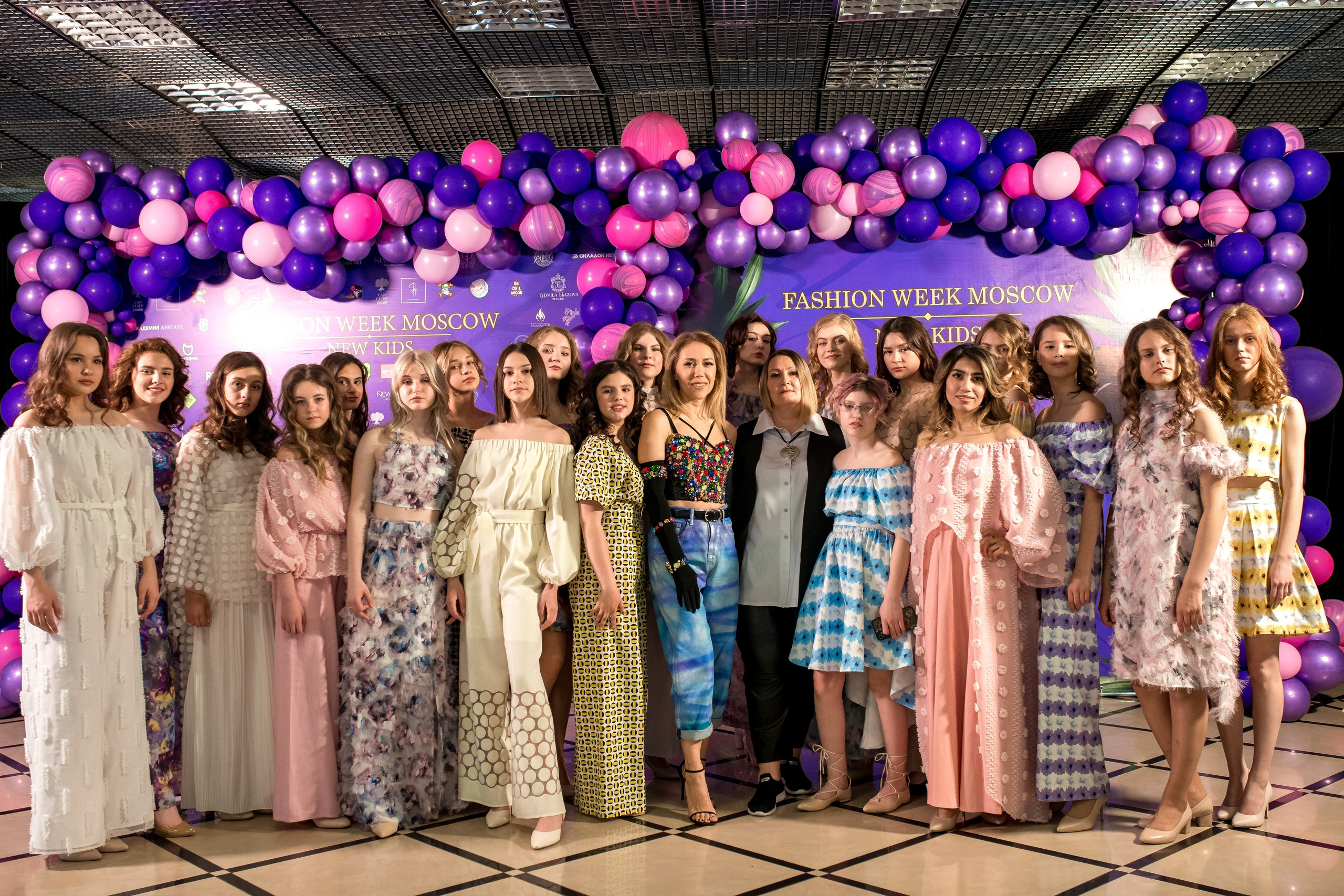 Показ Итальянской моды в России весна 2022. Женский фотограф Крещение Венчание Москва Брянск