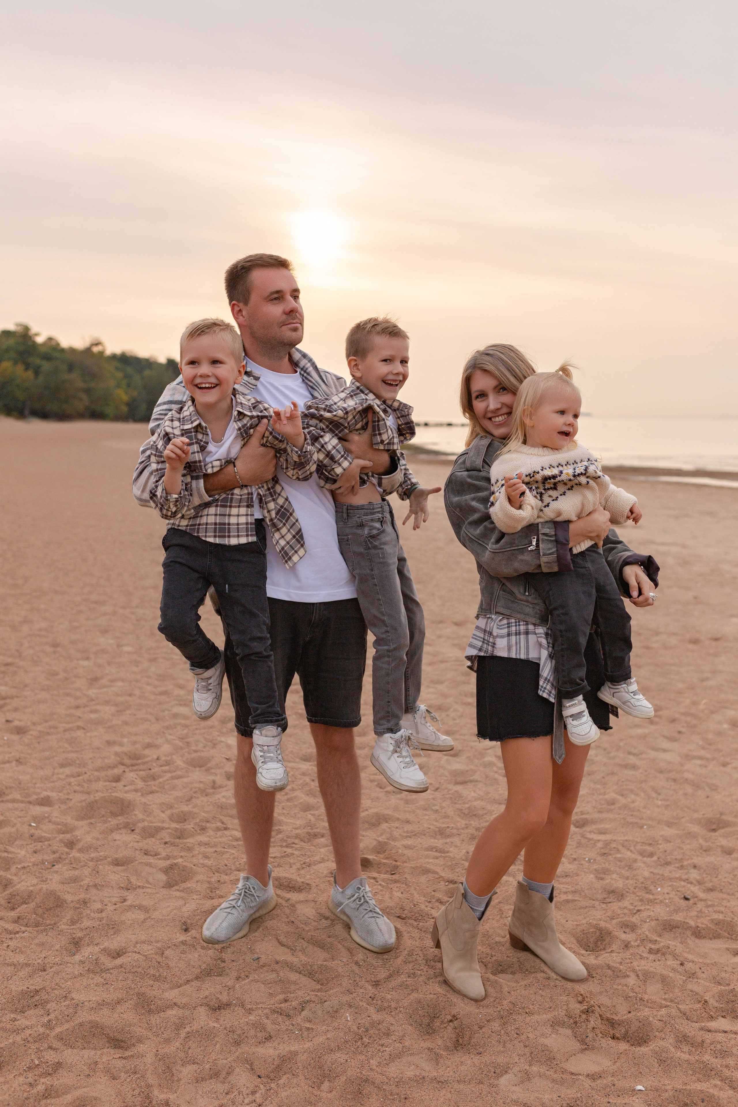 Прогулка на заливе. Семейный фотограф в Санкт-Петербурге Любовь Савкина