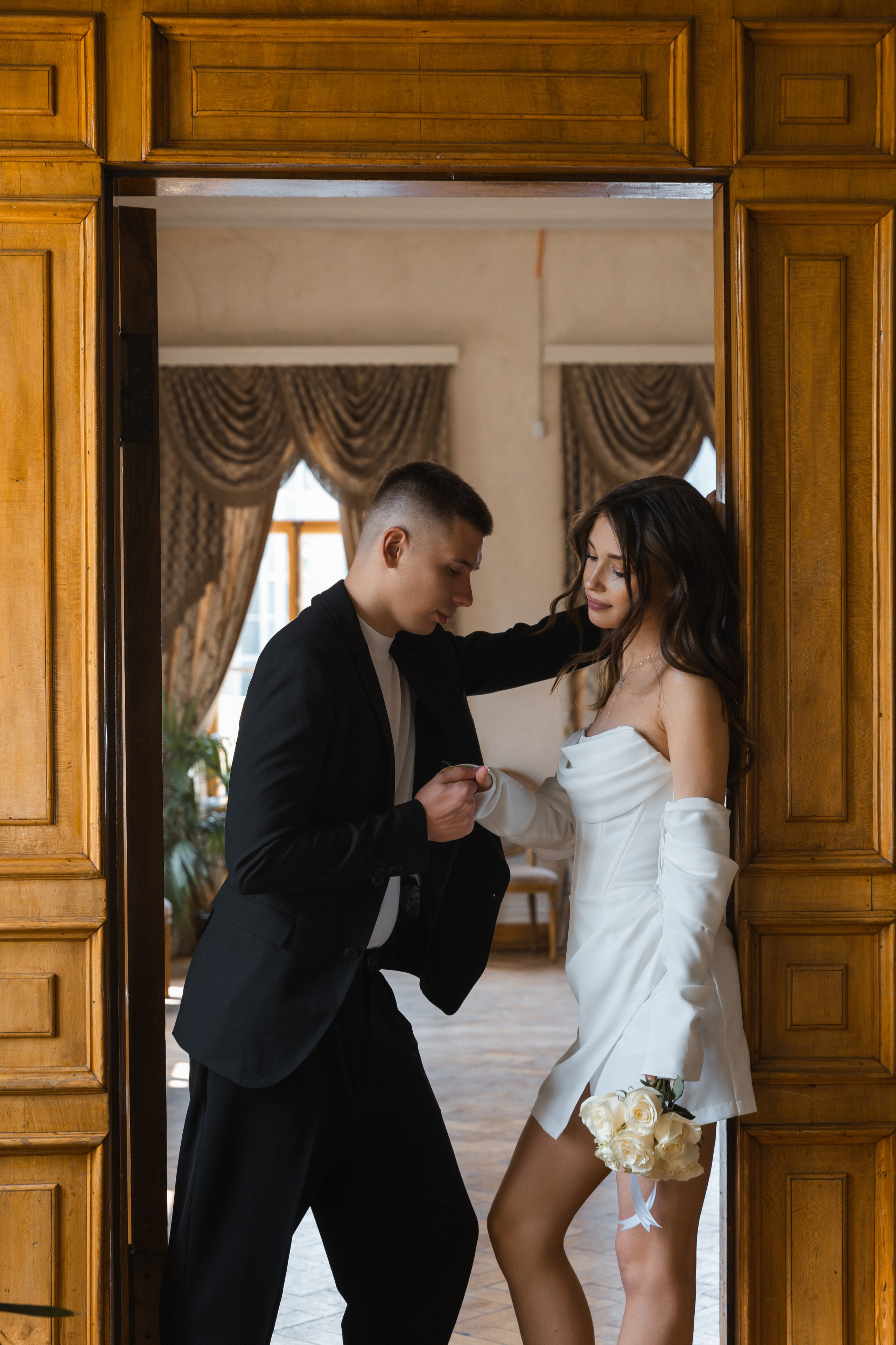 Даниил и Анастасия. Свадебная фотосессия в Библиотеке-читальне им. А. С. Пушкина. Фотограф и видеограф Анна Домашенко