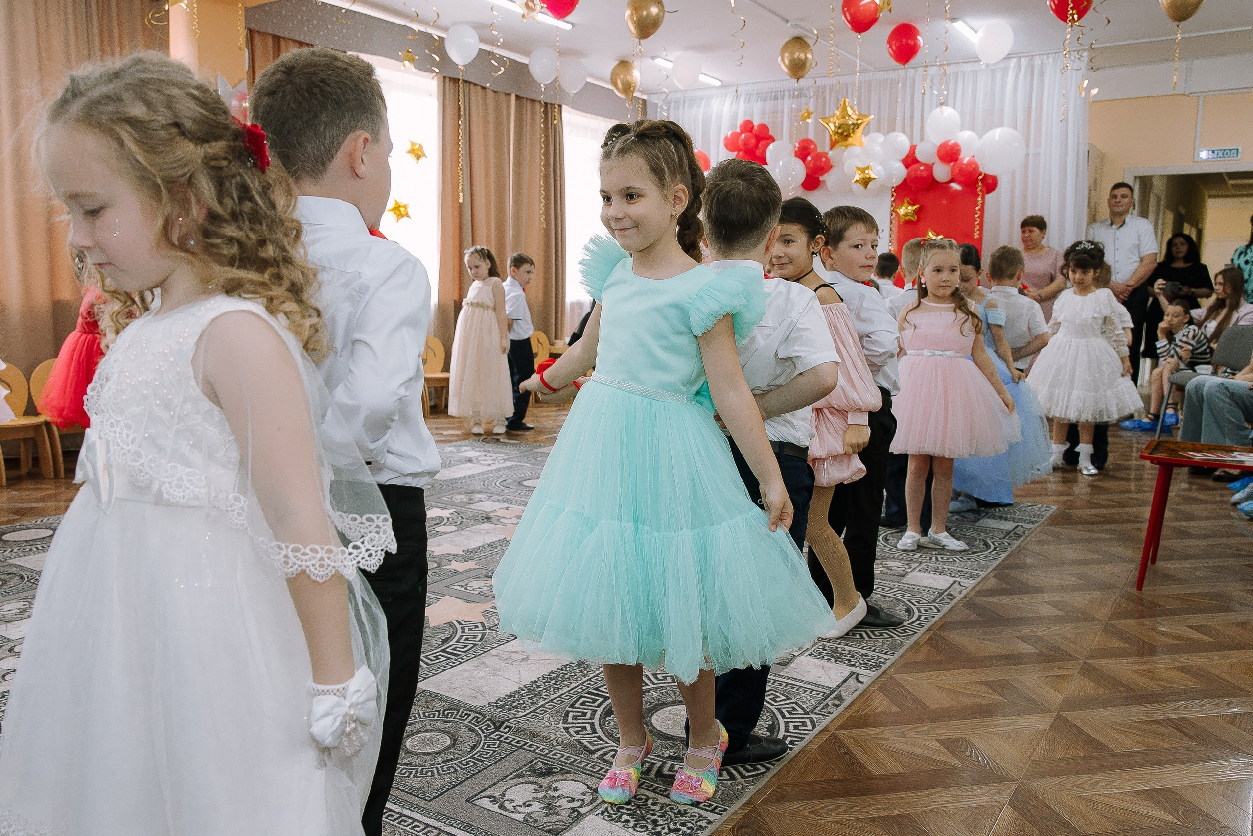 Выпускной в ДС 26. Выпускные альбомы Натальи Бутко: Новороссийск, Анапа, Геленджик